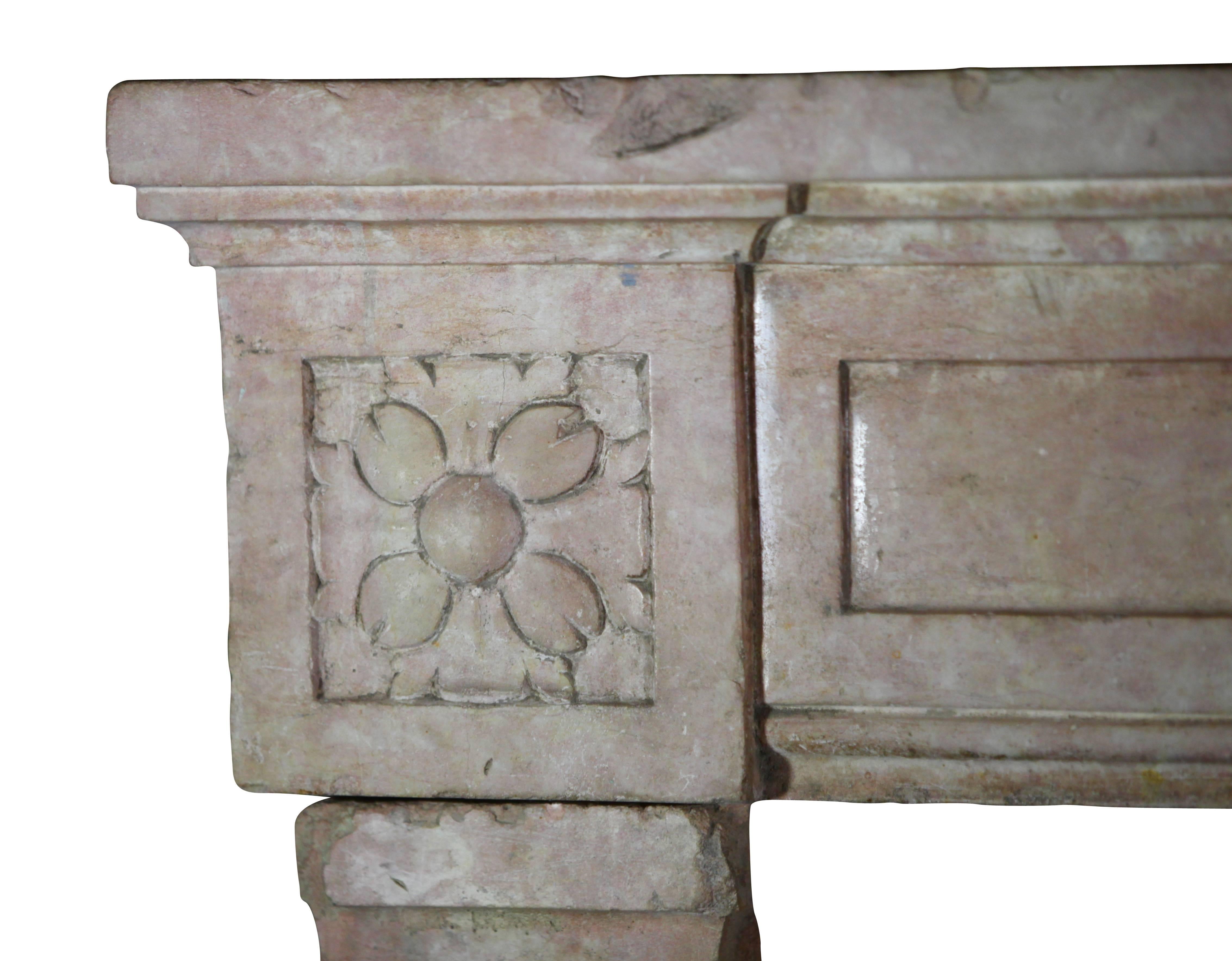 18th Century Original French Country Fireplace Mantle In Excellent Condition For Sale In Beervelde, BE