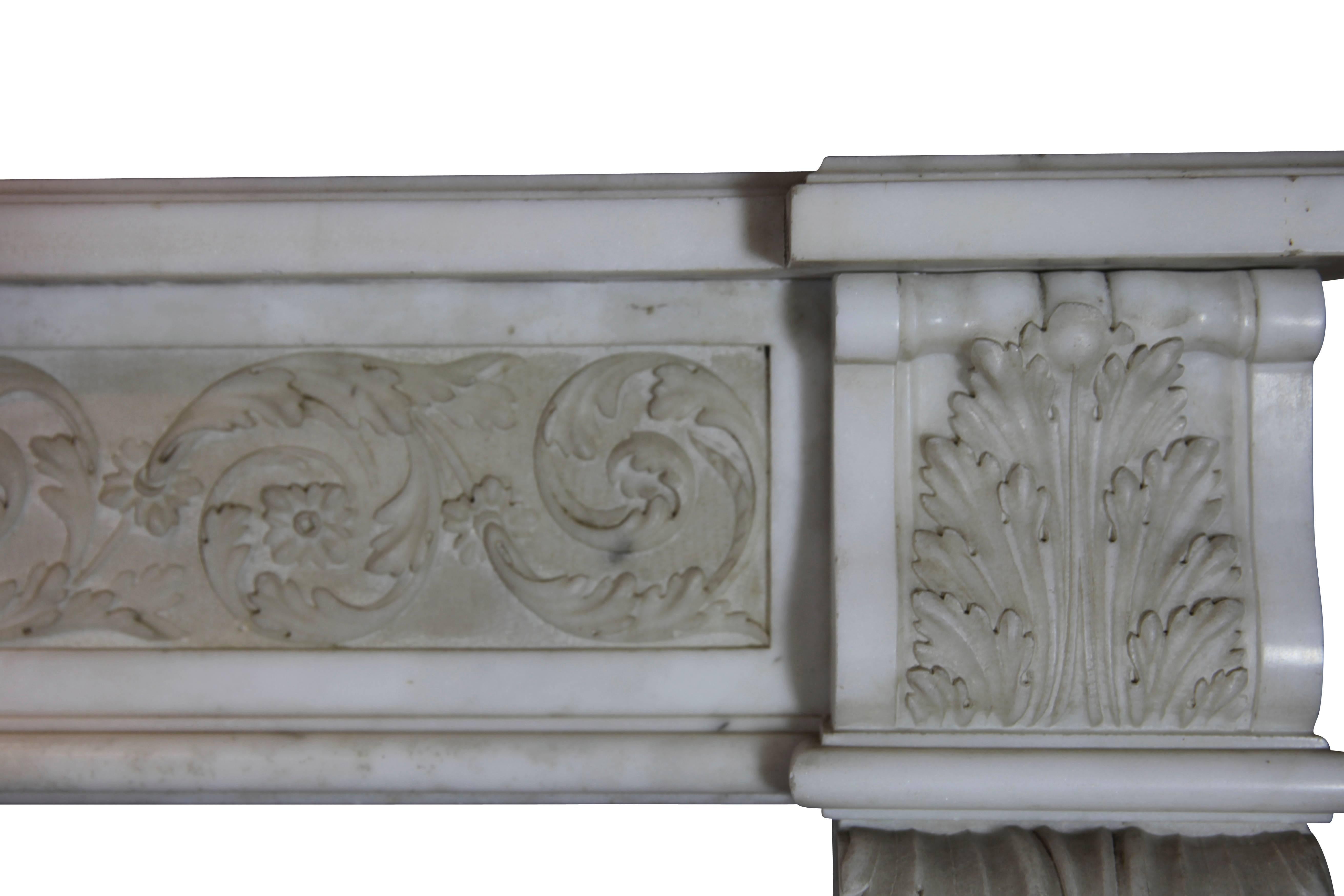 18th Century Statuary White Marble Fireplace Mantel In Excellent Condition For Sale In Beervelde, BE