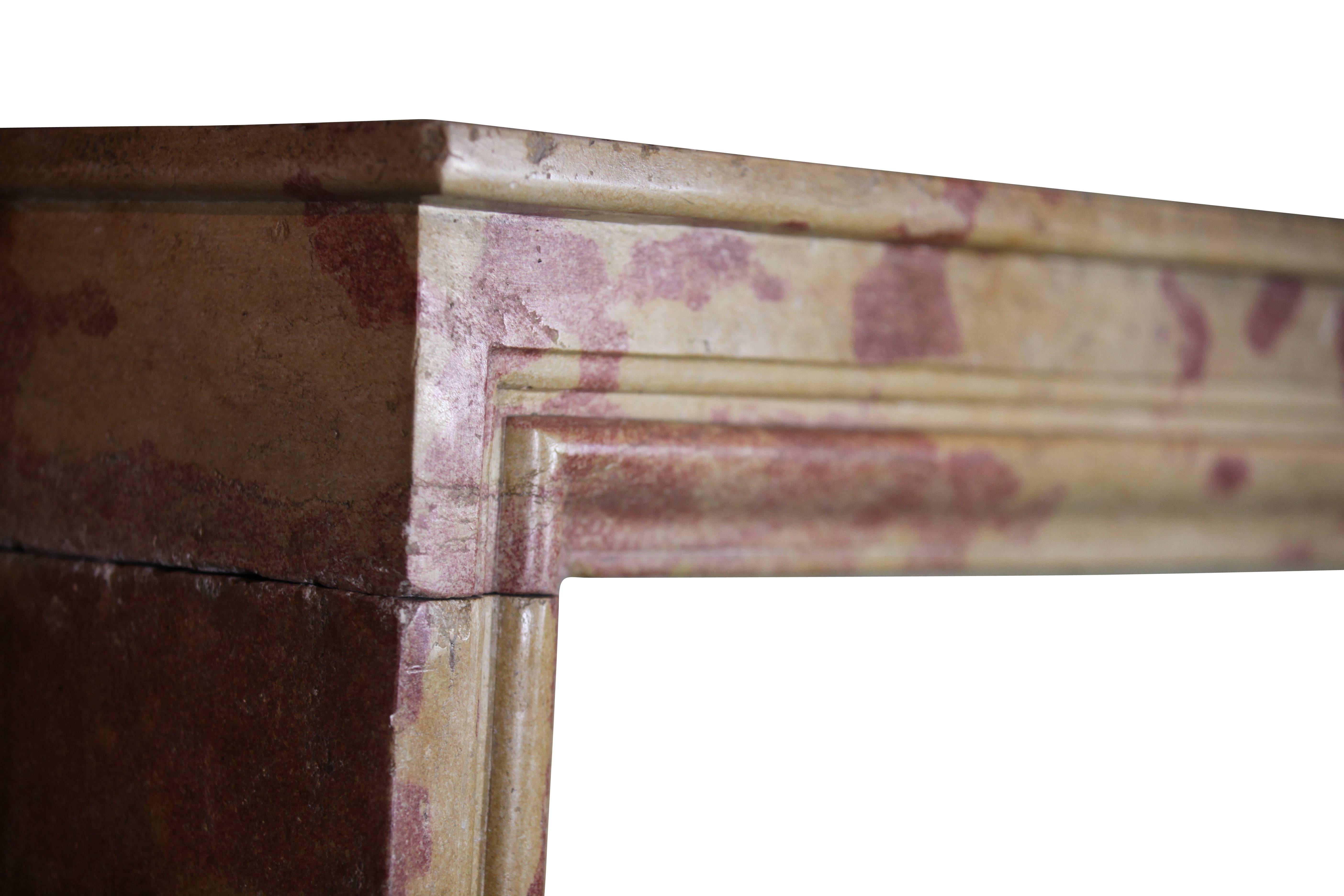 19. Jahrhundert Burgund Bicolor Antike Kamin Mantel im Angebot 1