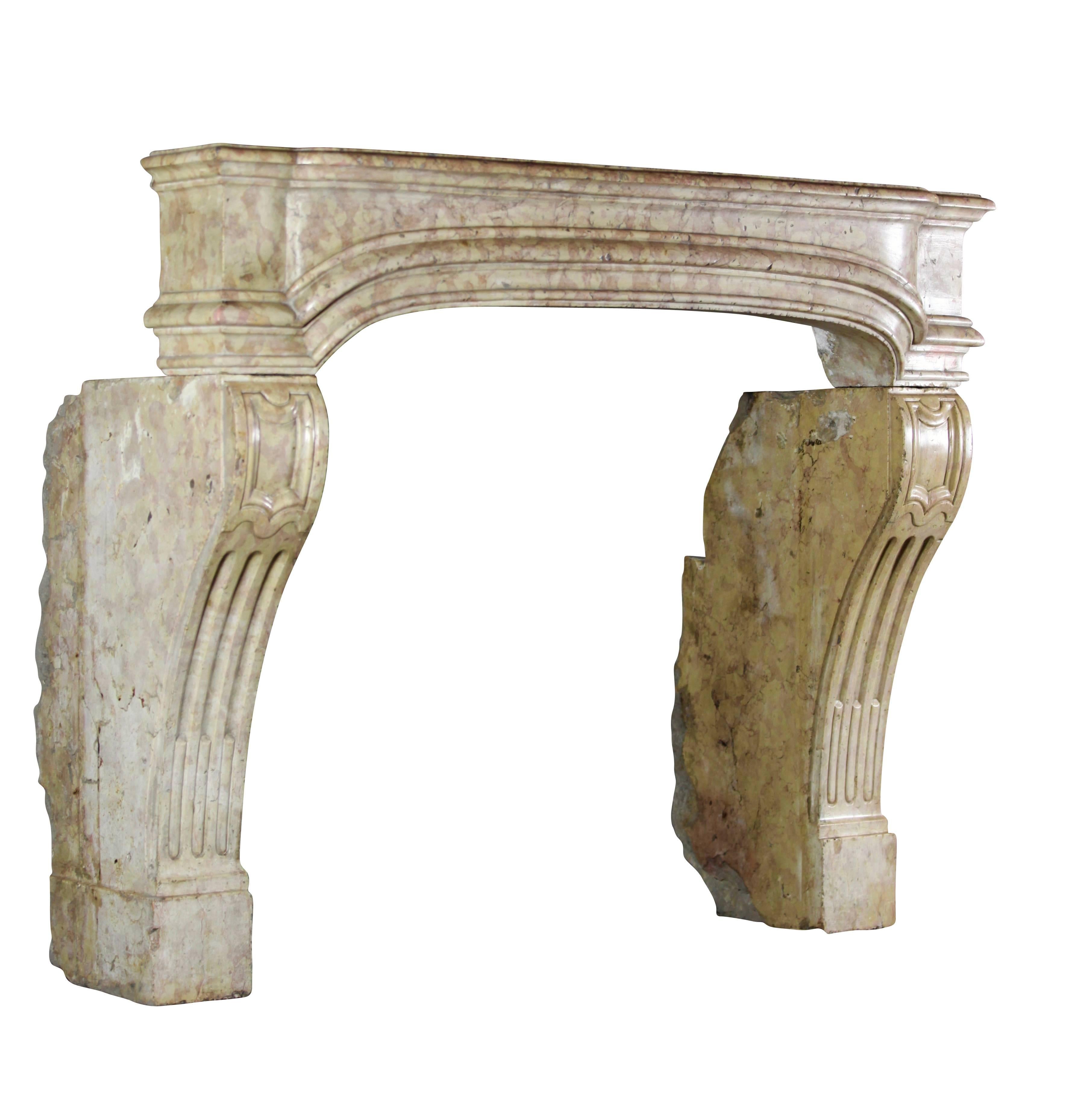 The proportions of this antique fireplace surround in French marble stone are very small and perfect for a smaller room or firebox. The depth of the carving is quite unique.

Measures:
135 cm EW 53.14".
109 cm EH 42.91".
99 cm IW