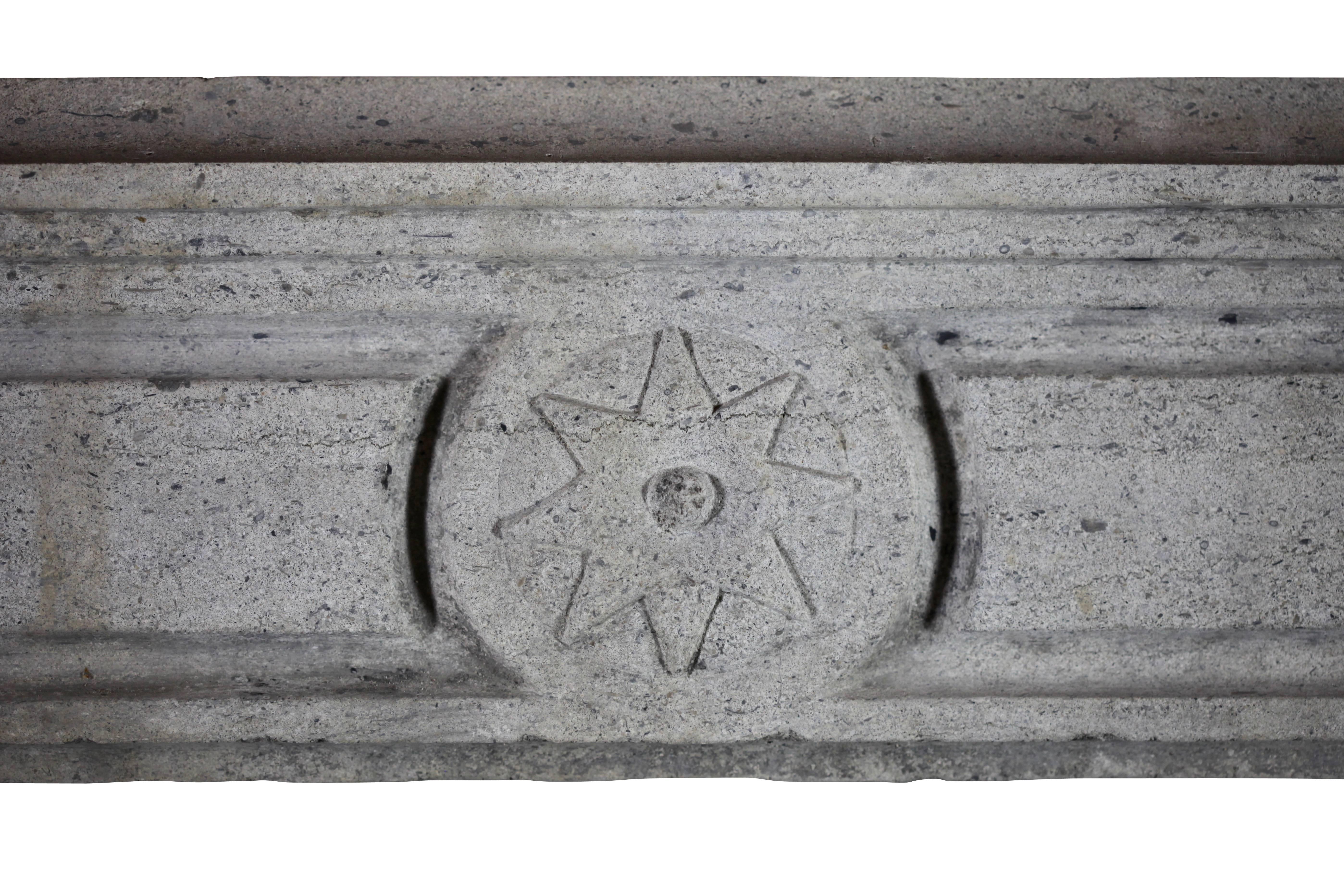 This classic straight fireplace surround in bicolor grey hard stone from the Burgundy region with star as a central motive has a country, rustic influence.
Measures:
155.5 cm EW 61.22".
112.5 cm EH 44.29".
134.5 cm IW 52.95".
95