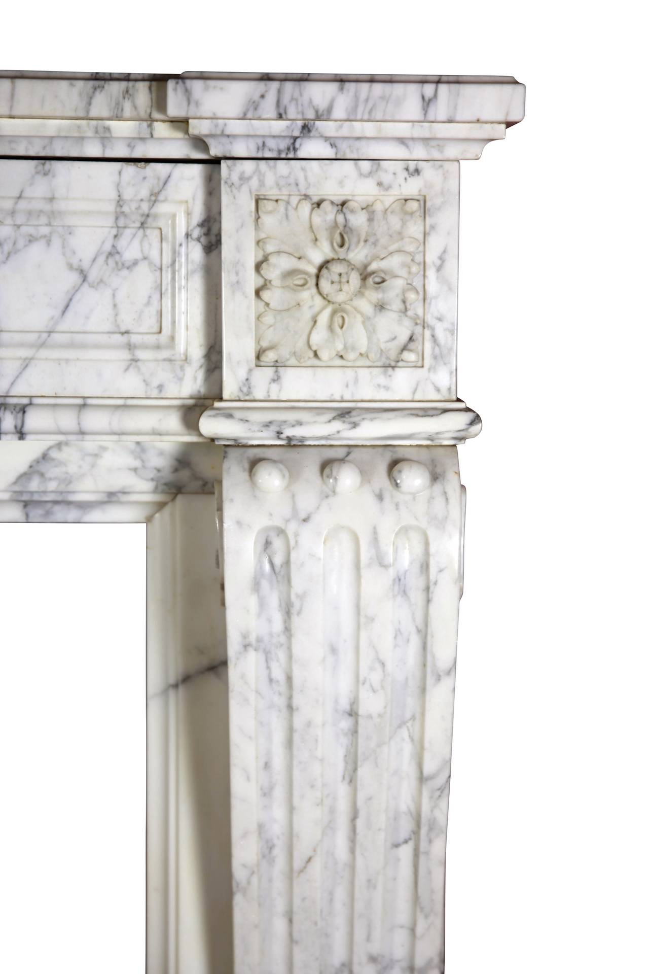 19th Century Blanc de Carrara Marble Antique Fireplace Mantel In Good Condition In Beervelde, BE
