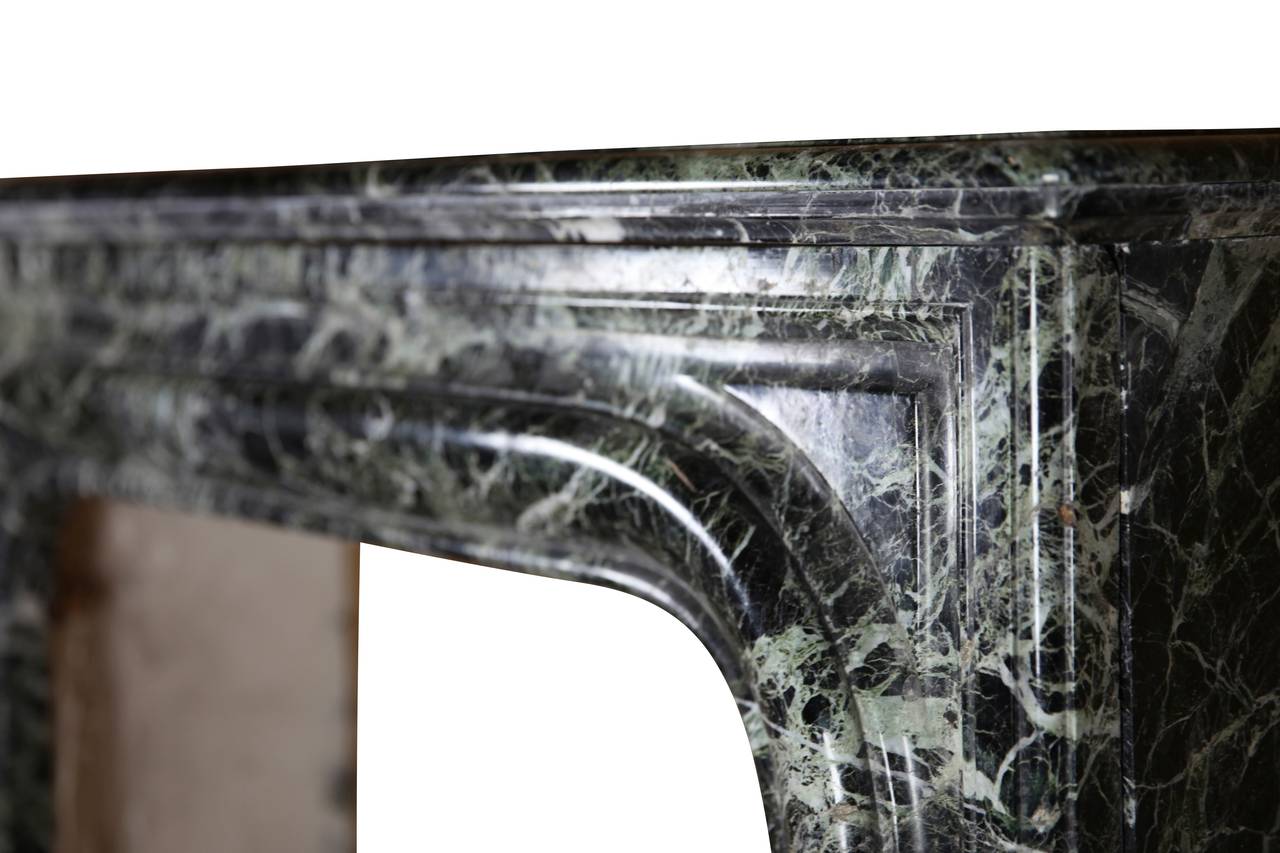 18th Century Classic Green Marble Antique Fireplace Mantel in Louis XIV Style In Good Condition In Beervelde, BE