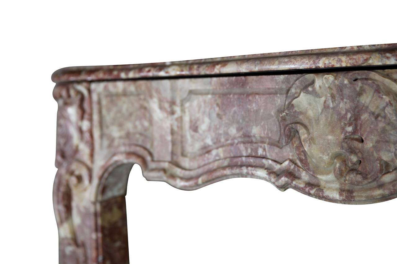 18th Century Fine Italian Antique Fireplace Mantel In Good Condition For Sale In Beervelde, BE