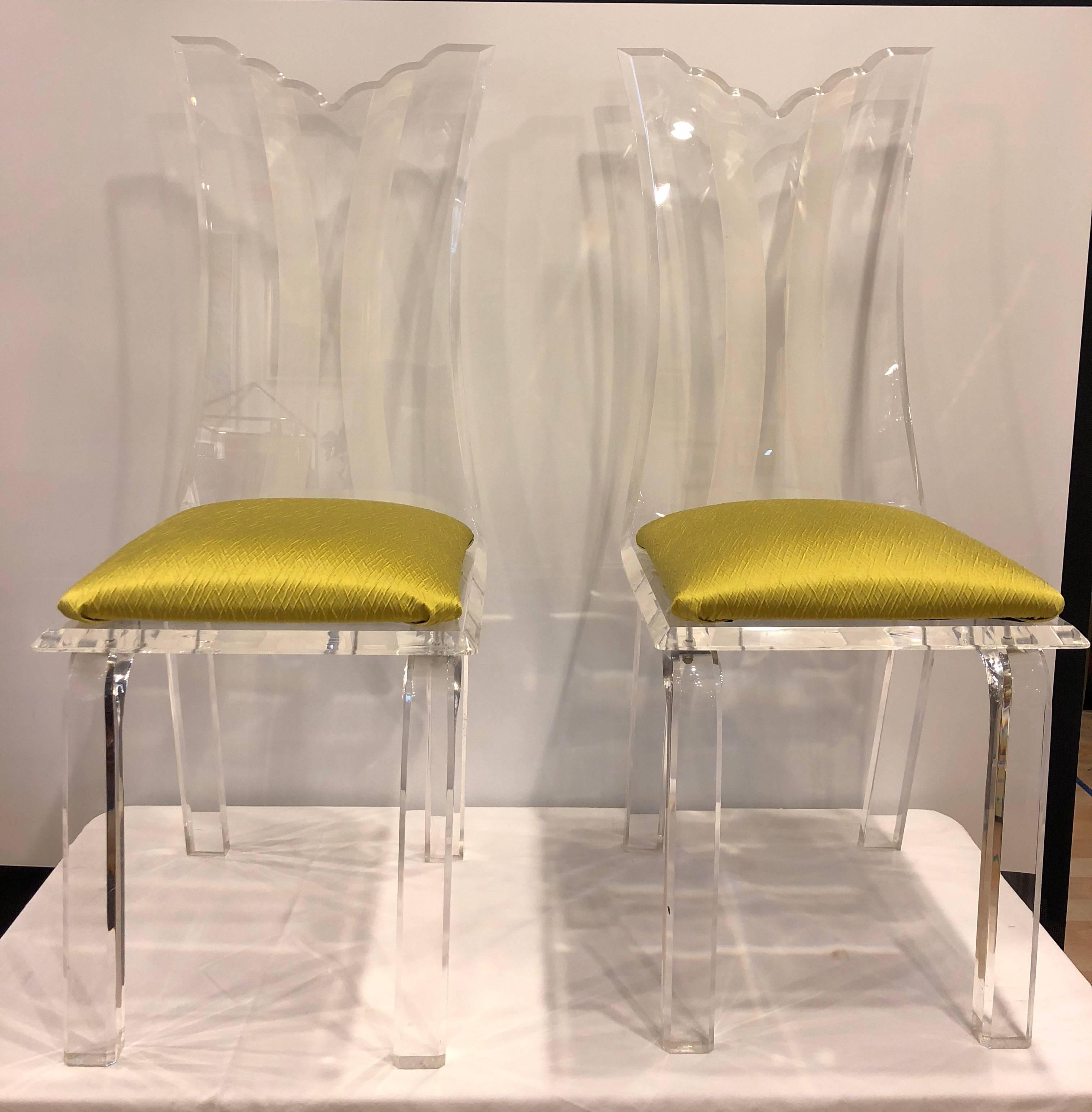 Hollywood Regency Pair of Fabulous Vintage Lucite Chairs For Sale