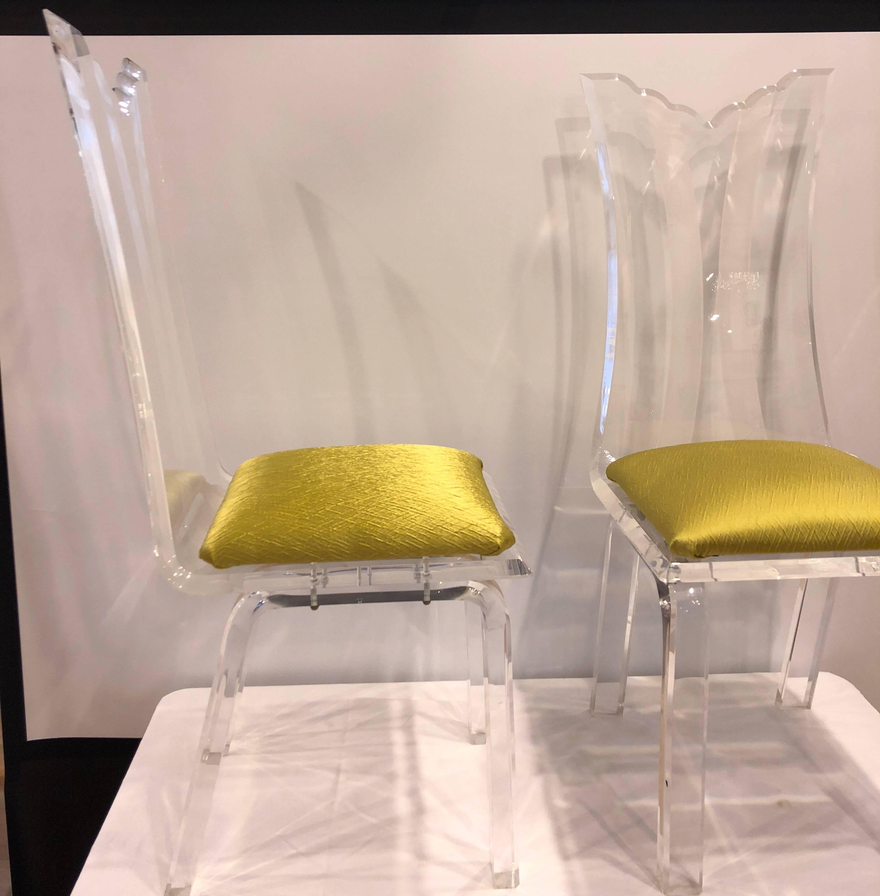 American Pair of Fabulous Vintage Lucite Chairs For Sale