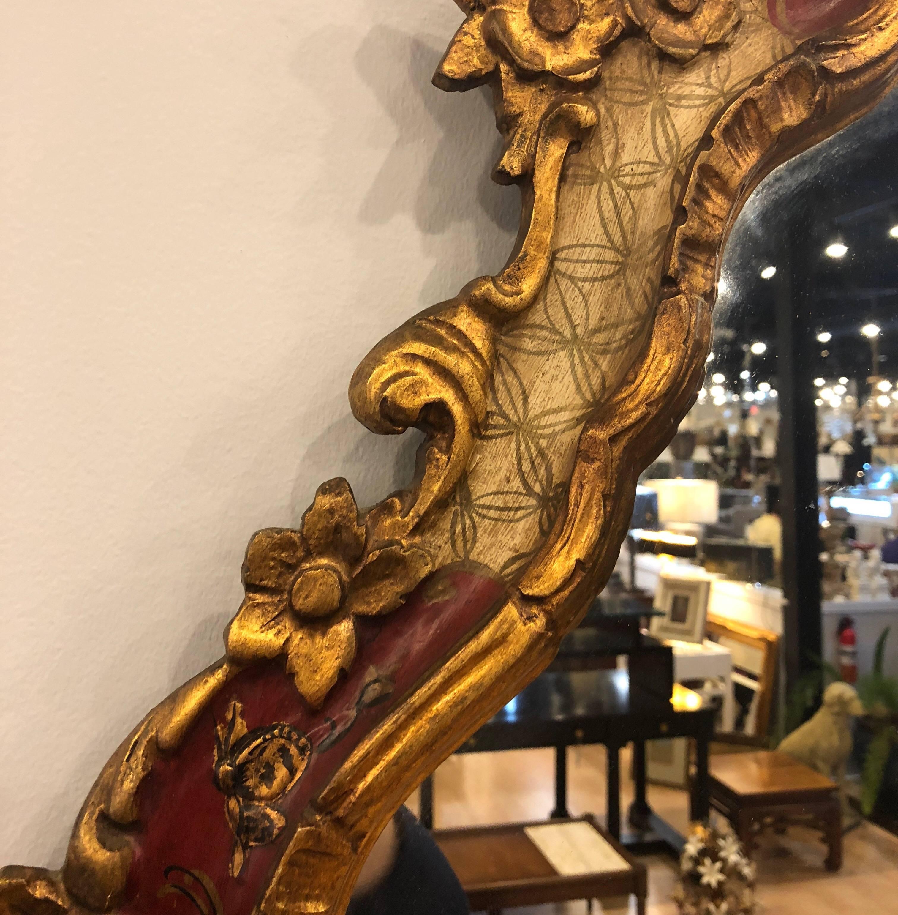 Chinoiserie and Gilt Italian Wooden Mirror For Sale 5