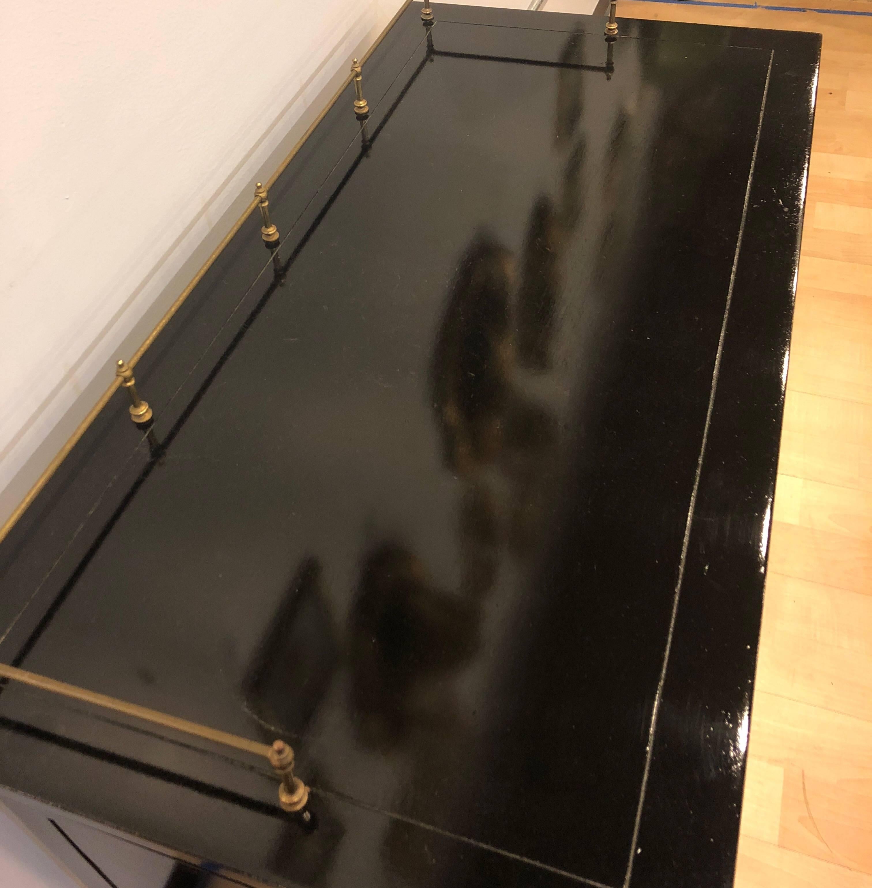 Drexel Black Lacquered Wheeled Barcart or Server In Excellent Condition In Raleigh, NC