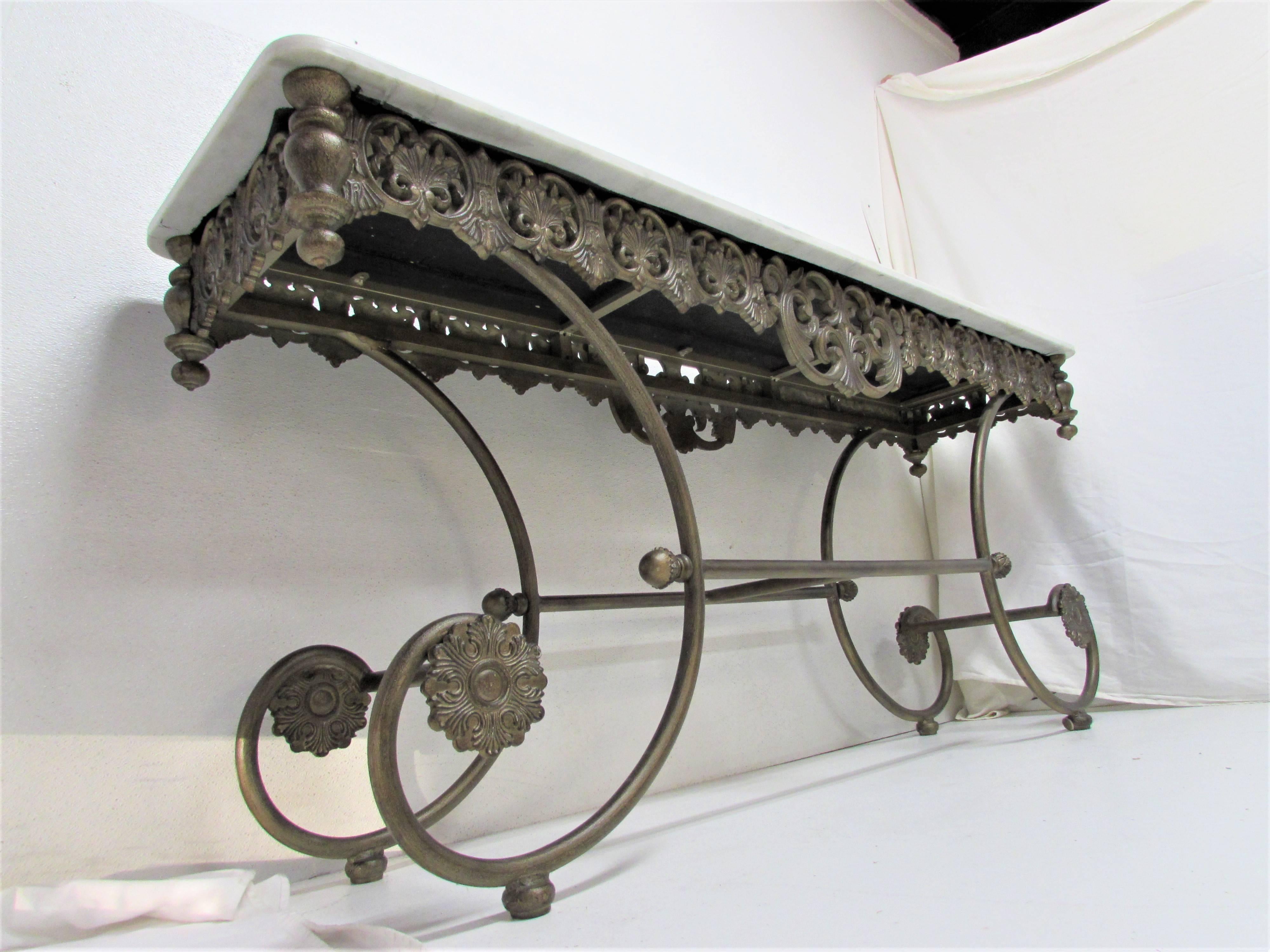 Stunning Drexel Heritage Belle Maison Console Table In Excellent Condition In Raleigh, NC