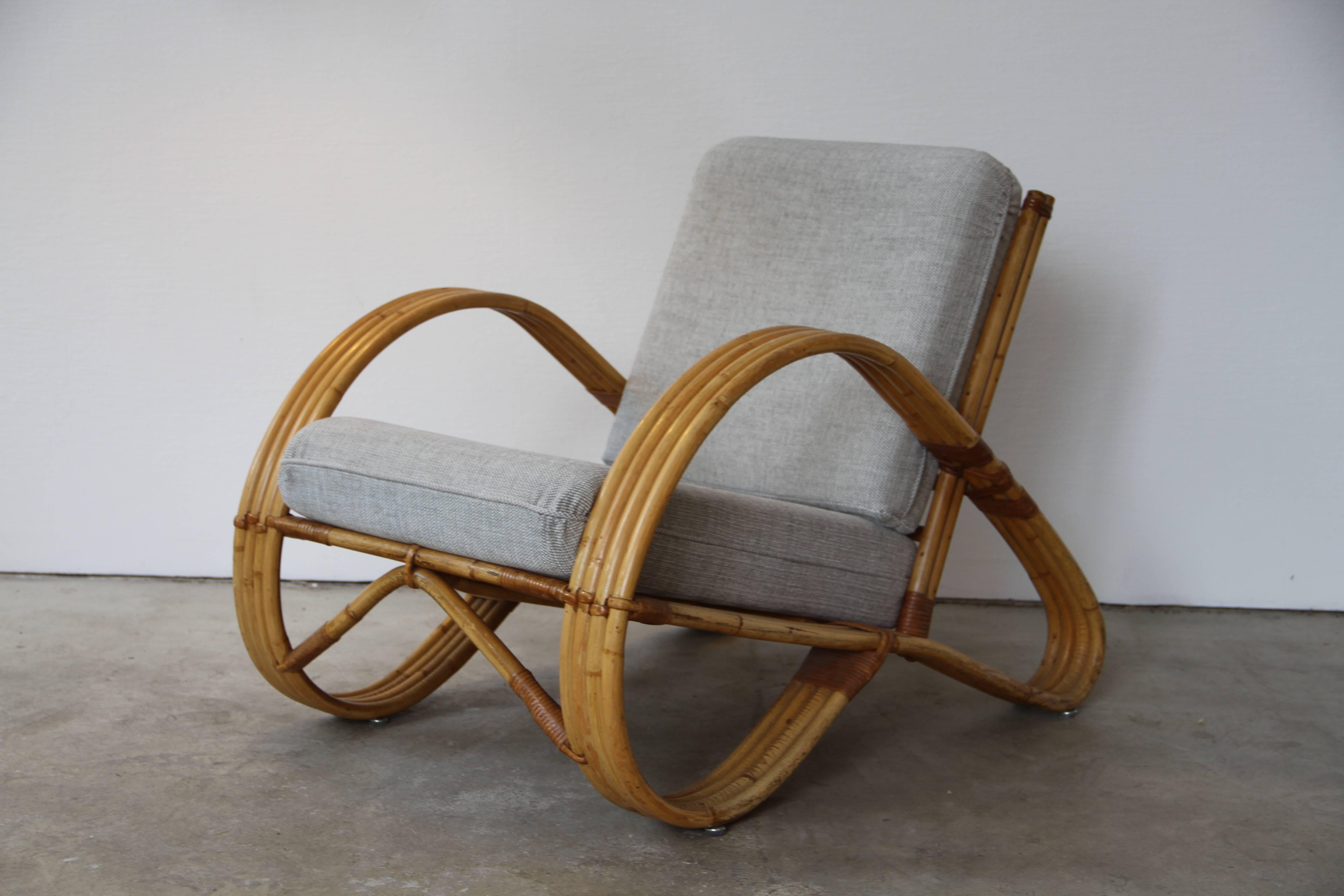 Nice design for this bamboo lounge chair,
designed by Rohé Rotan in the 1950
new foam and fabric.