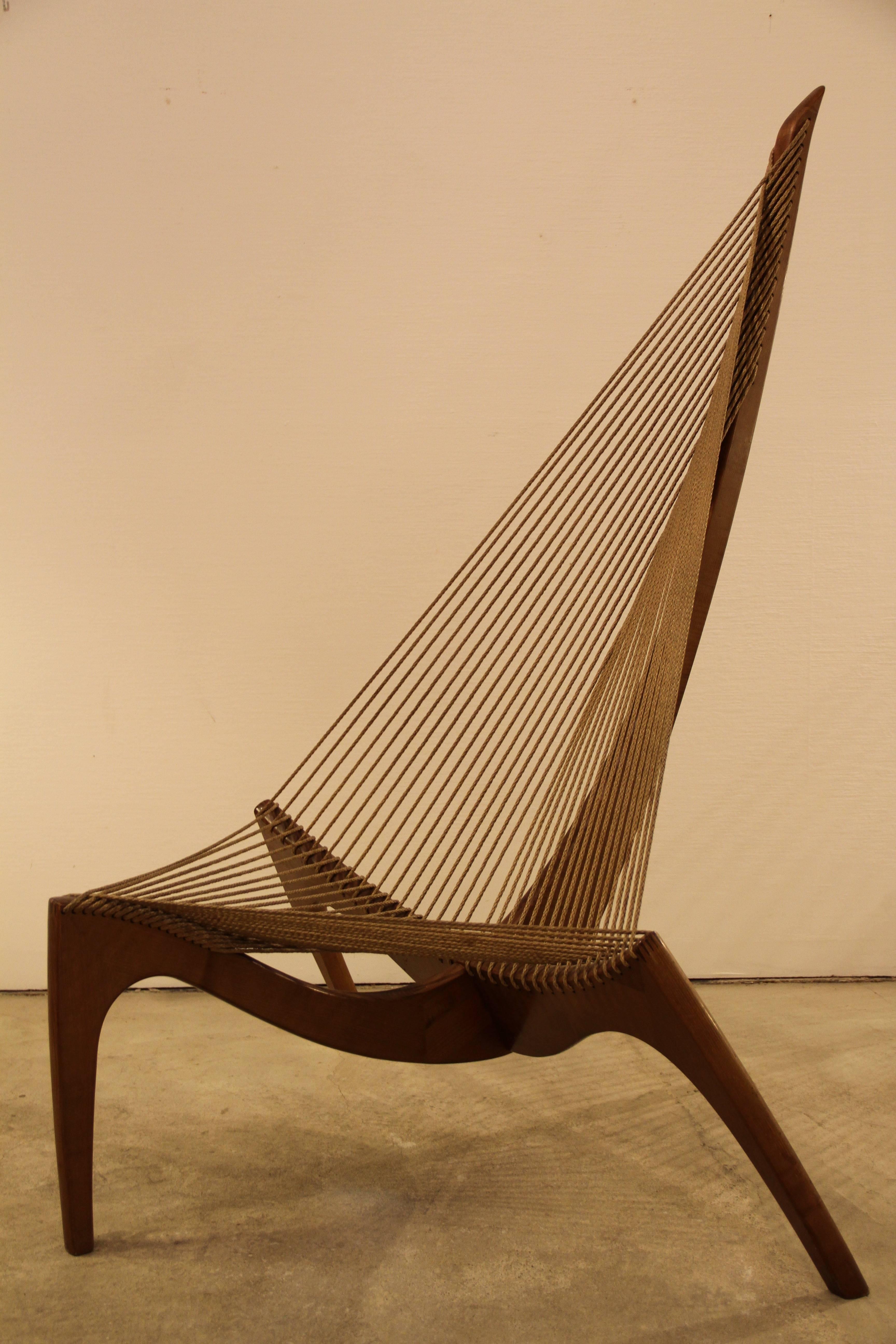 harp egg chair