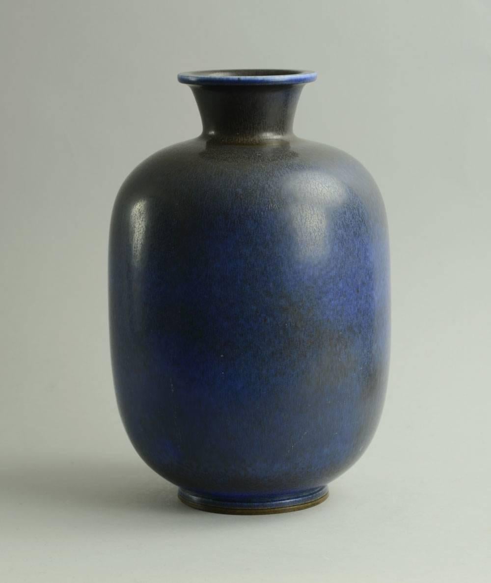 Unique stoneware vase with dark blue and dark brown haresfur glaze, 1968.