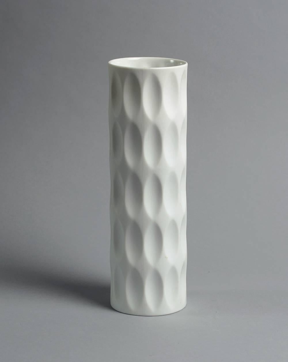 Mid-20th Century Three Vases with Matte White Glaze by Heutschenreuther For Sale