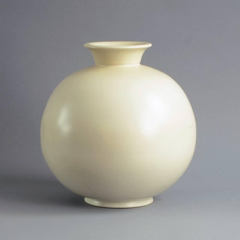 Scandinavian Modern Large Round Vase with White Glaze by Gunnar Nylund for Rörstrand