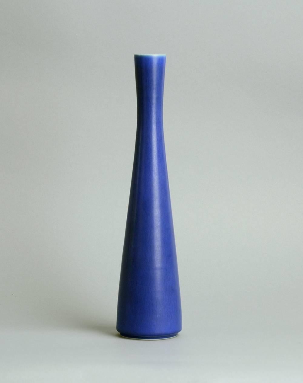 Mid-20th Century Five Vases with Blue and White Haresfur Glaze by Palshus, 1960s For Sale