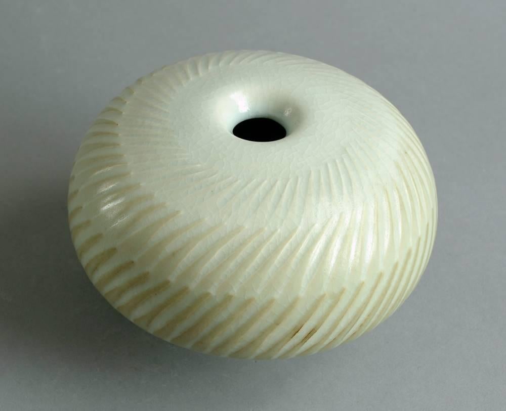 Unique Sculptural Vessel with Off-White Glaze by Karl Scheid, Germany, 1983 In Excellent Condition For Sale In New York, NY