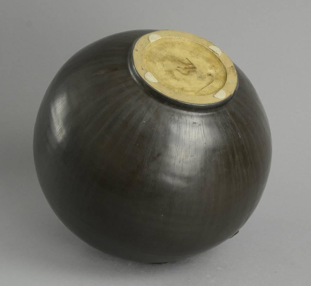 Glazed Large Round Vase with Black Haresfur Glaze by Arne Bang, Denmark, 1930s