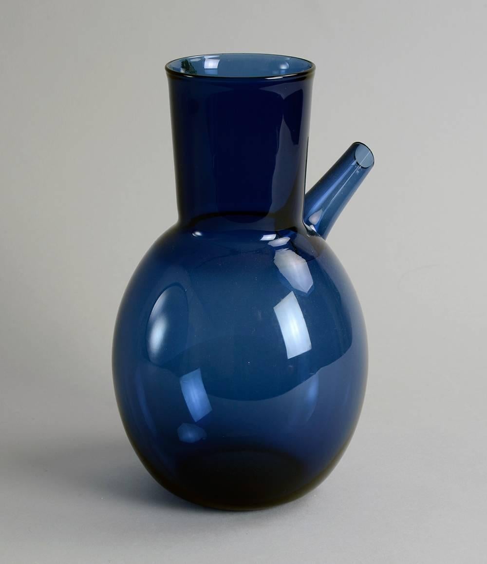 Decanter in Blue Glass by Timo Sarpaneva for Iittala In Excellent Condition For Sale In New York, NY