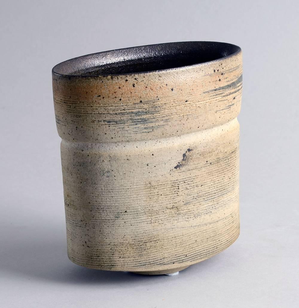 Unique Stoneware Vase by Fritz Vehring, Own Studio, Germany In Excellent Condition For Sale In New York, NY