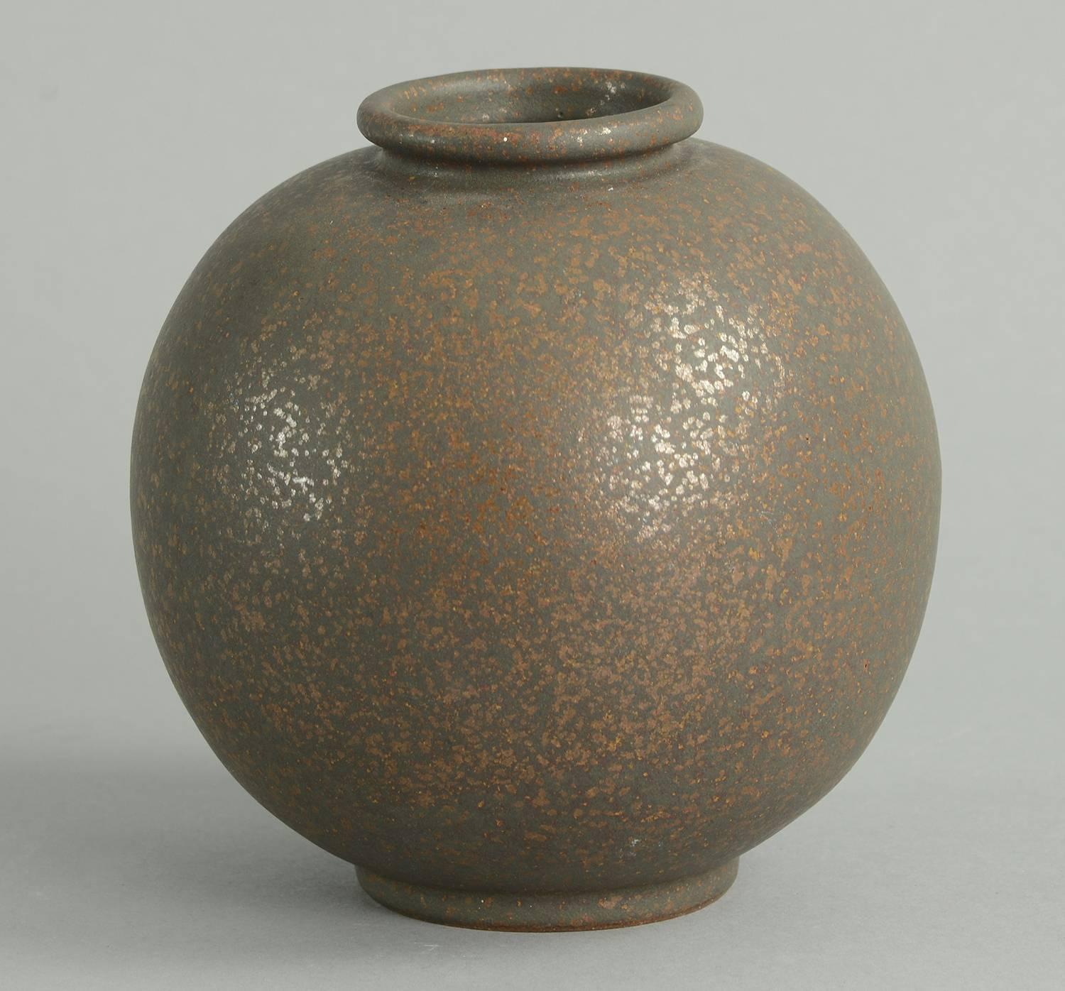 Danish Spherical Vase with Unusual Two-Tone Glaze by Arne Bang, 1930s For Sale