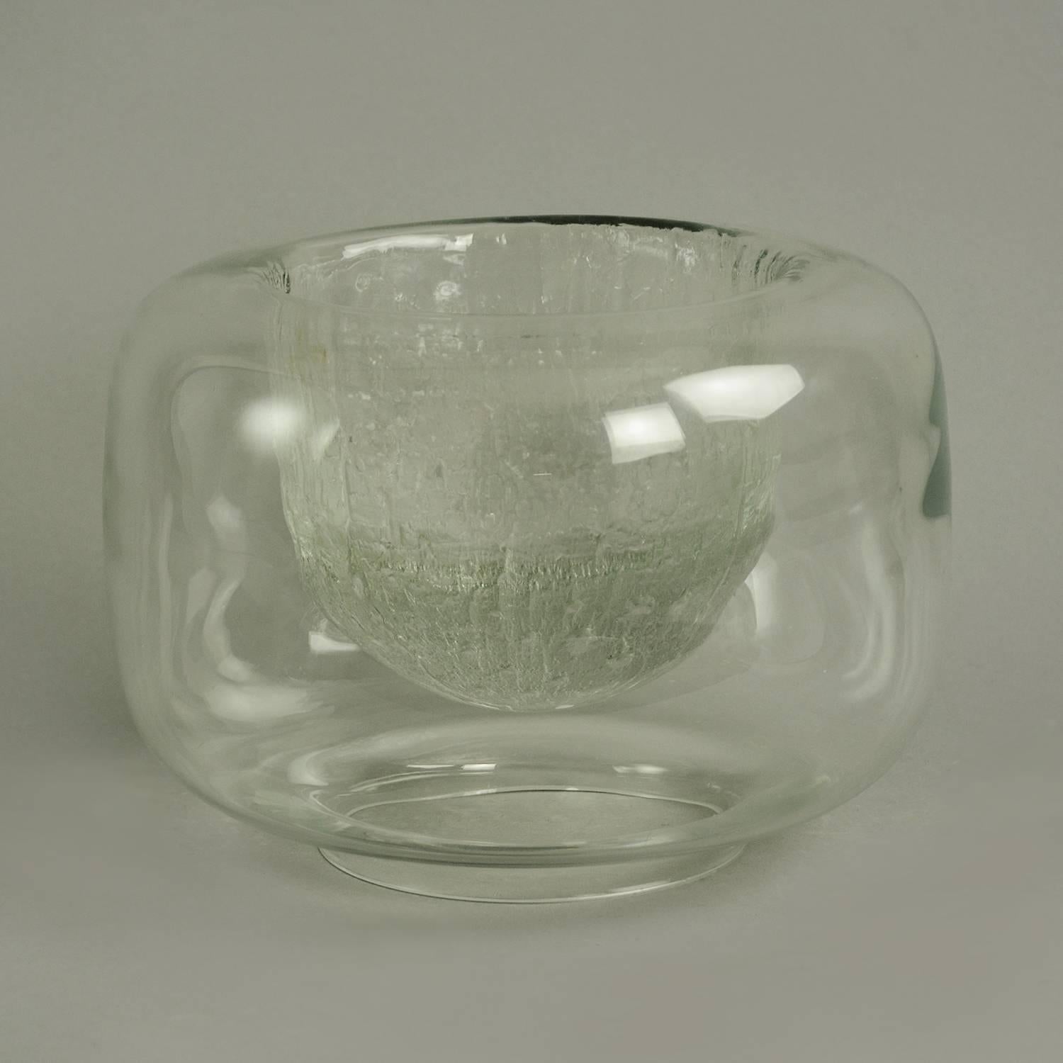 Timo Sarpaneva for Iittala 

Double walled glass vase
Measure: Height 7