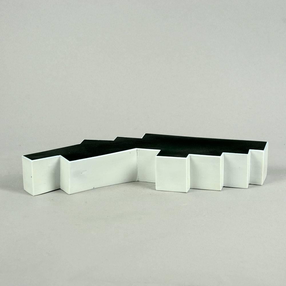 Bodil Manz, own studio, Denmark 

Sculptural porcelain form with black and white glaze.
Measures: Height 1 3/4