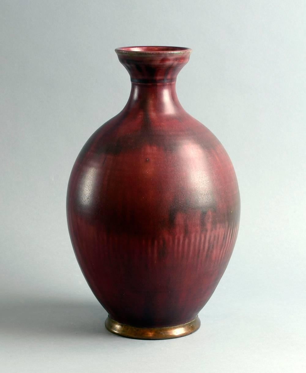 Stoneware vase with matte oxblood glaze, 1927.