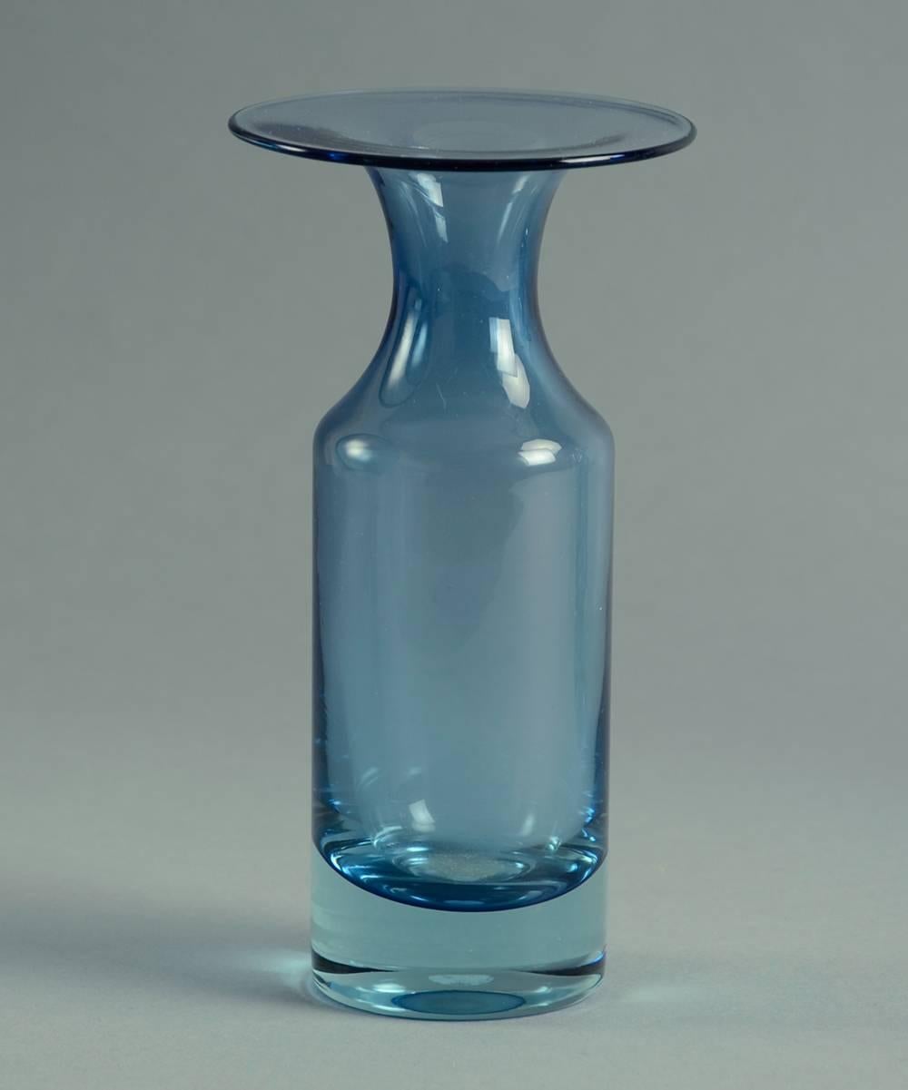 Tapio Wirkkala for Iittala, Set of Three Blue Vases In Excellent Condition For Sale In New York, NY