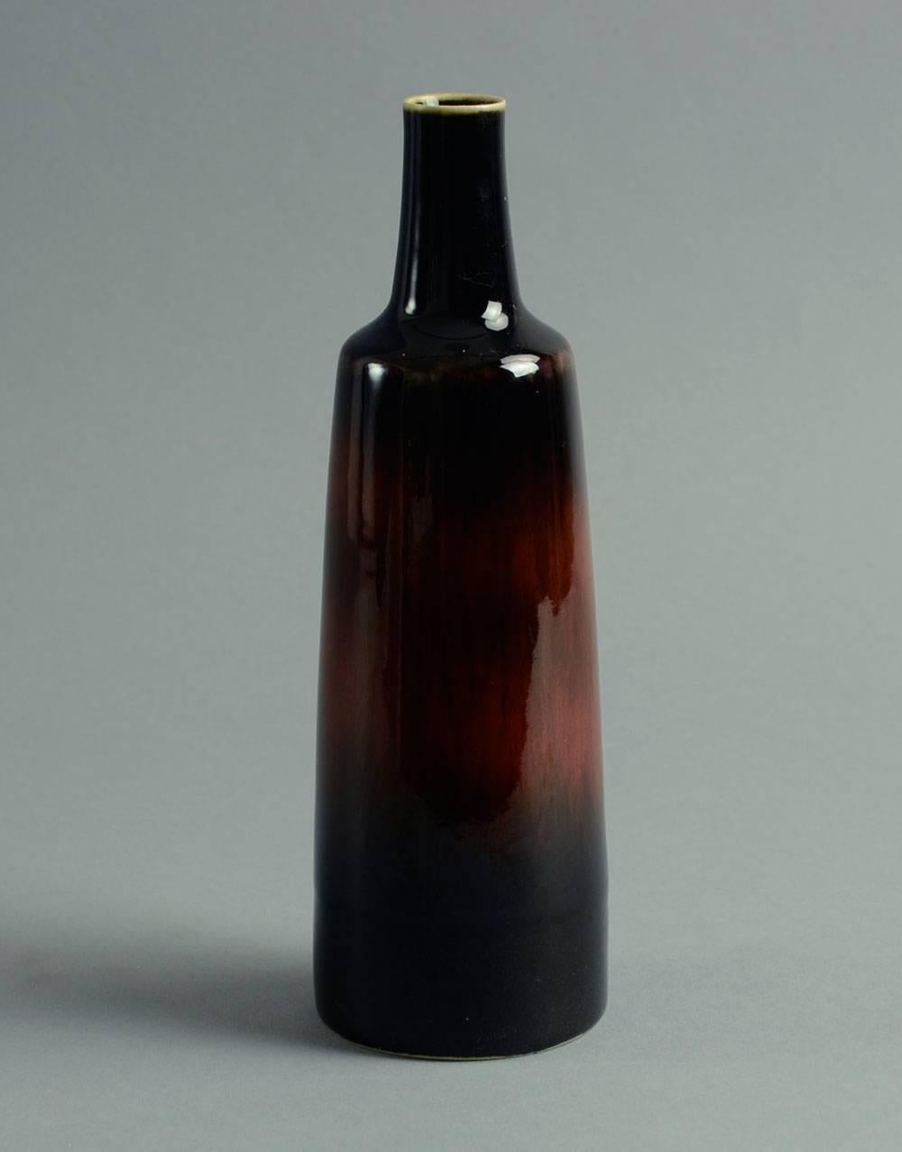 Five Vases with Glossy Brown Glaze by Carl Harry Stalhane for Rorstrand In Excellent Condition For Sale In New York, NY