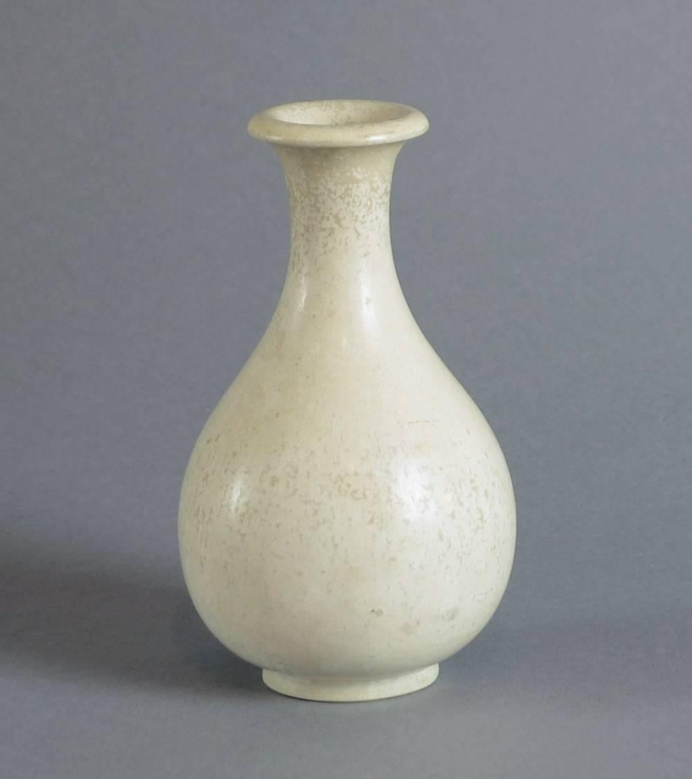 Scandinavian Modern Four Vases with White Glaze by Gunnar Nylund for Rörstrand