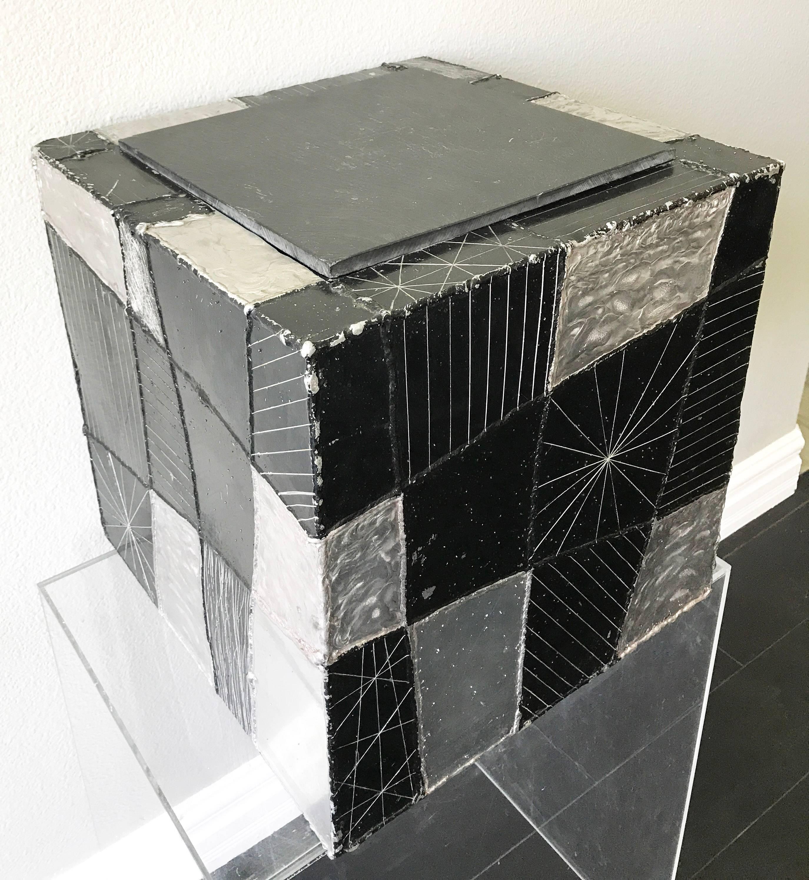 Table cubique argentée Paul Evans modèle PE37 en vente 1