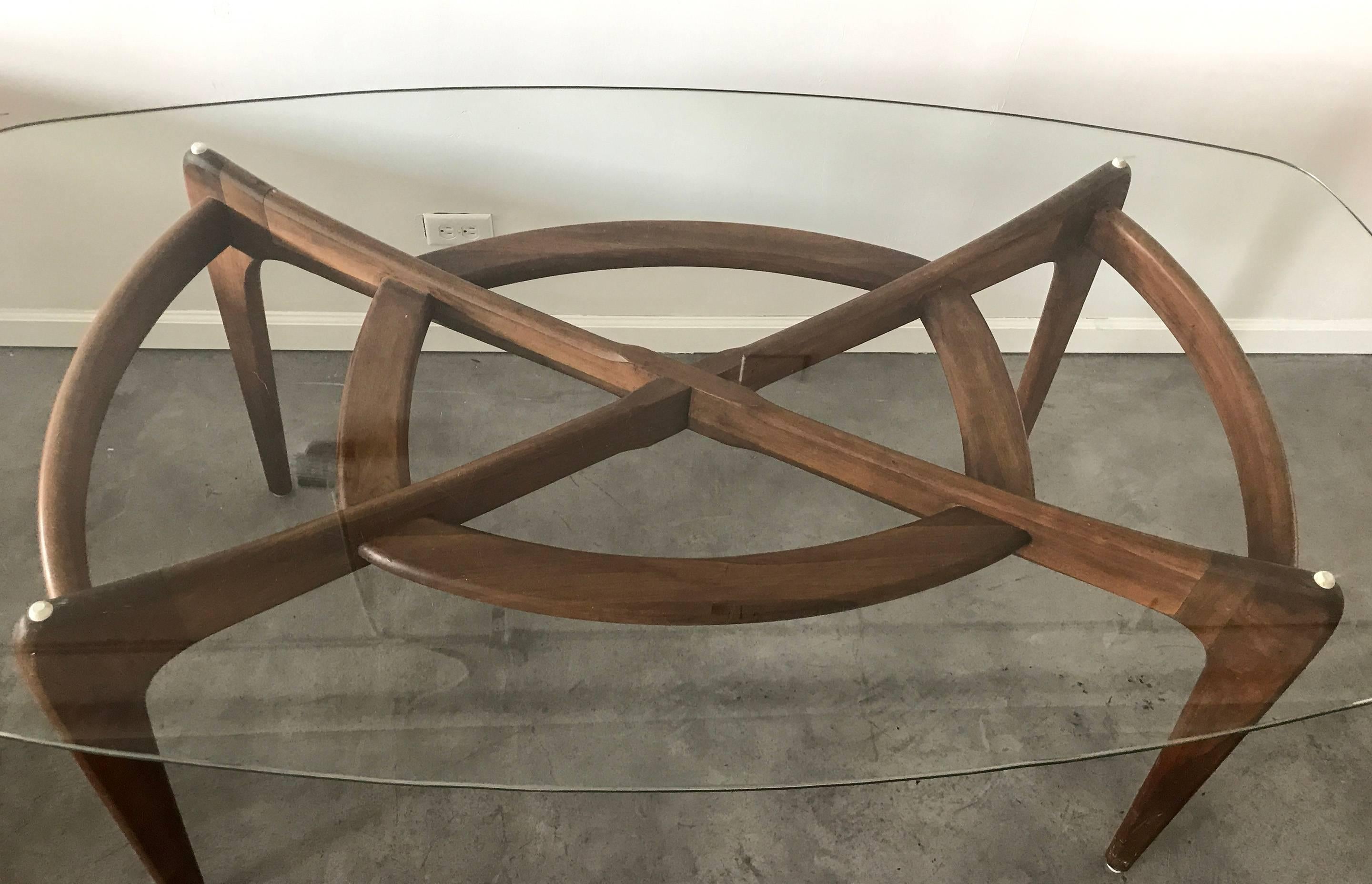 Sculptural Adrian Pearsall Craft Associates Walnut Dining Table In Excellent Condition In Culver City, CA