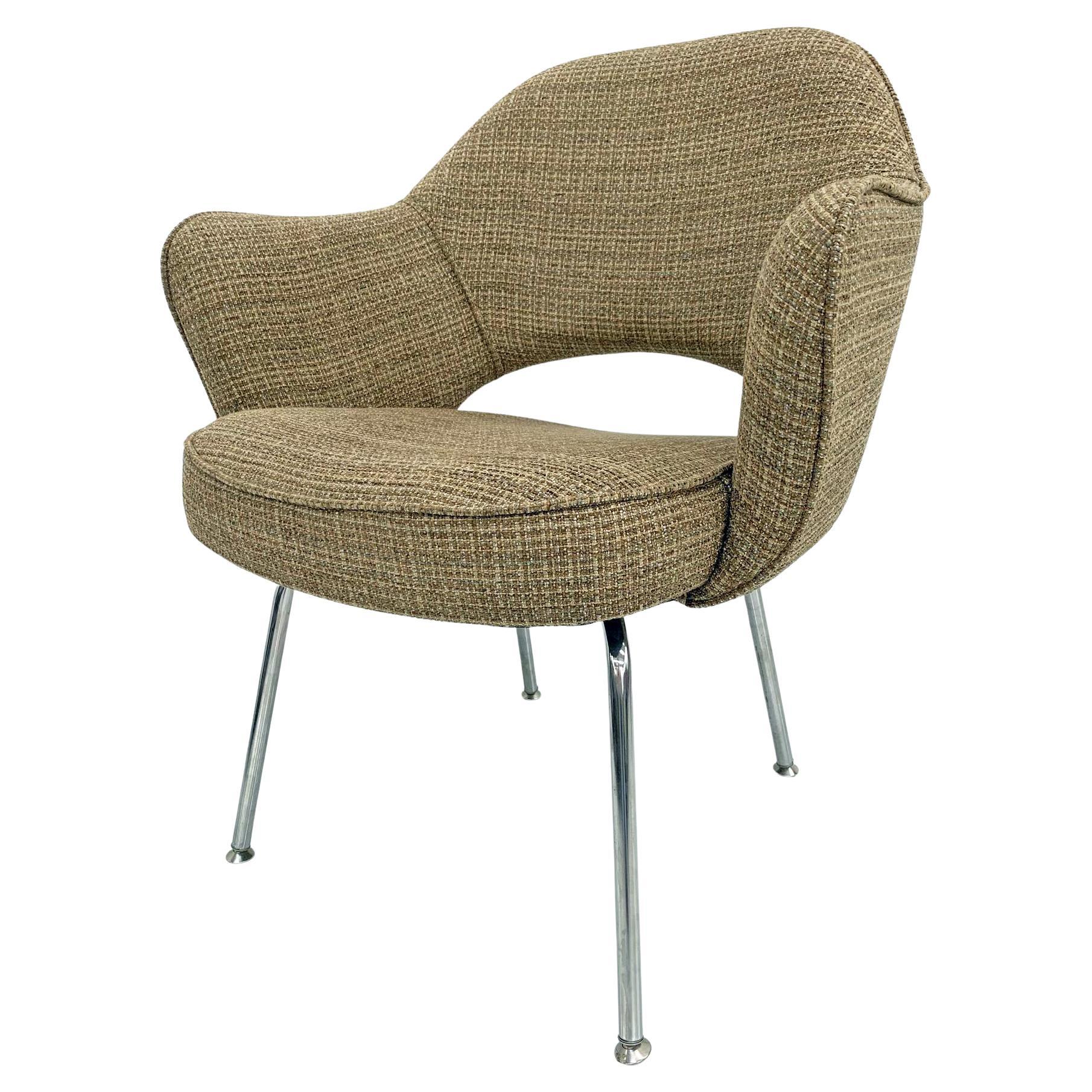 How can I tell if a womb chair is real?