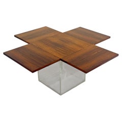 Raro tavolino da caffè espandibile in palissandro e lucite con motivo "Tic-Tac-Toe" di Vladimir Kagan