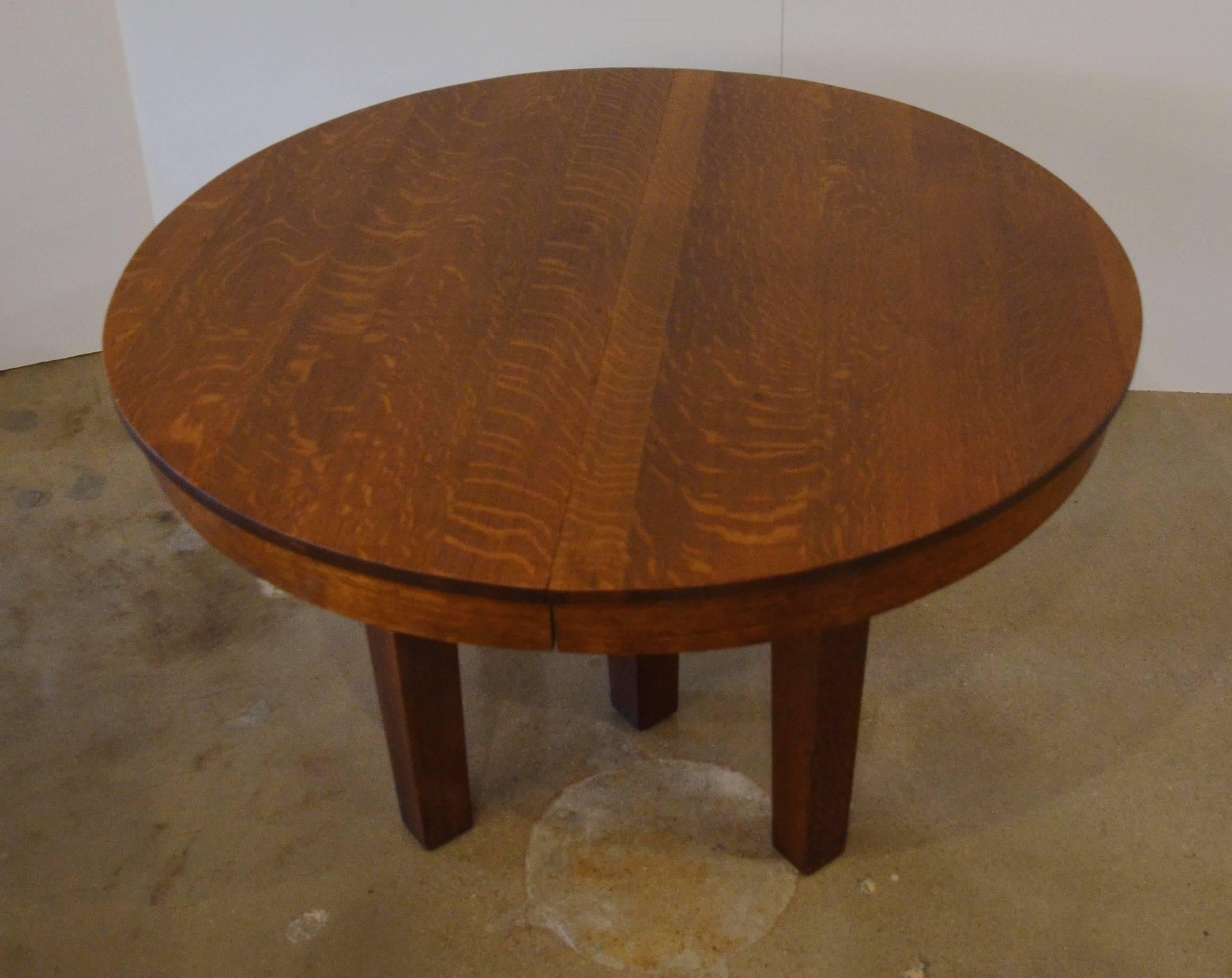 Arts and Crafts L&JG Stickley Round Dining Table