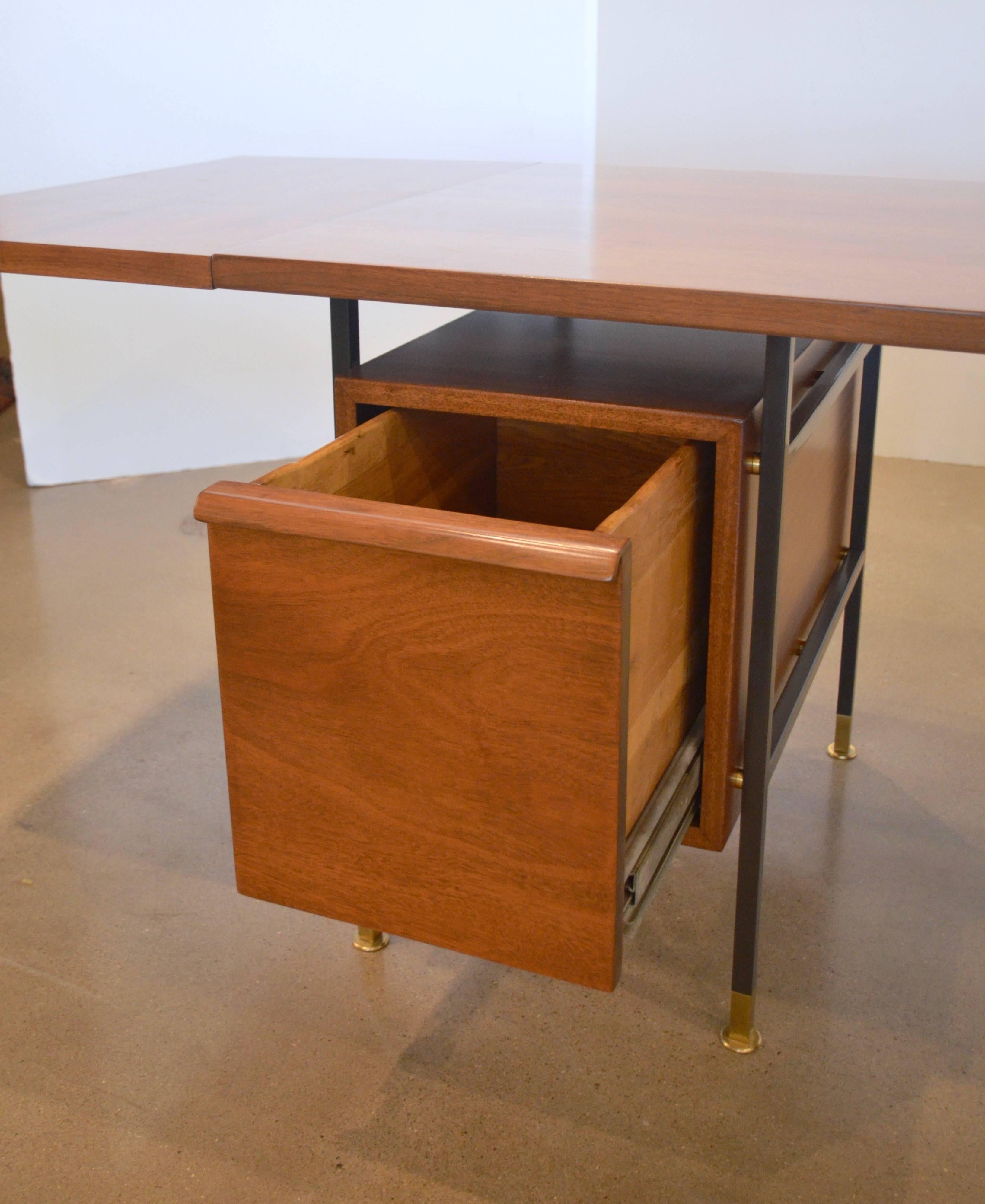 Mid-20th Century Expandable Desk by Edward J. Wormley for Dunbar