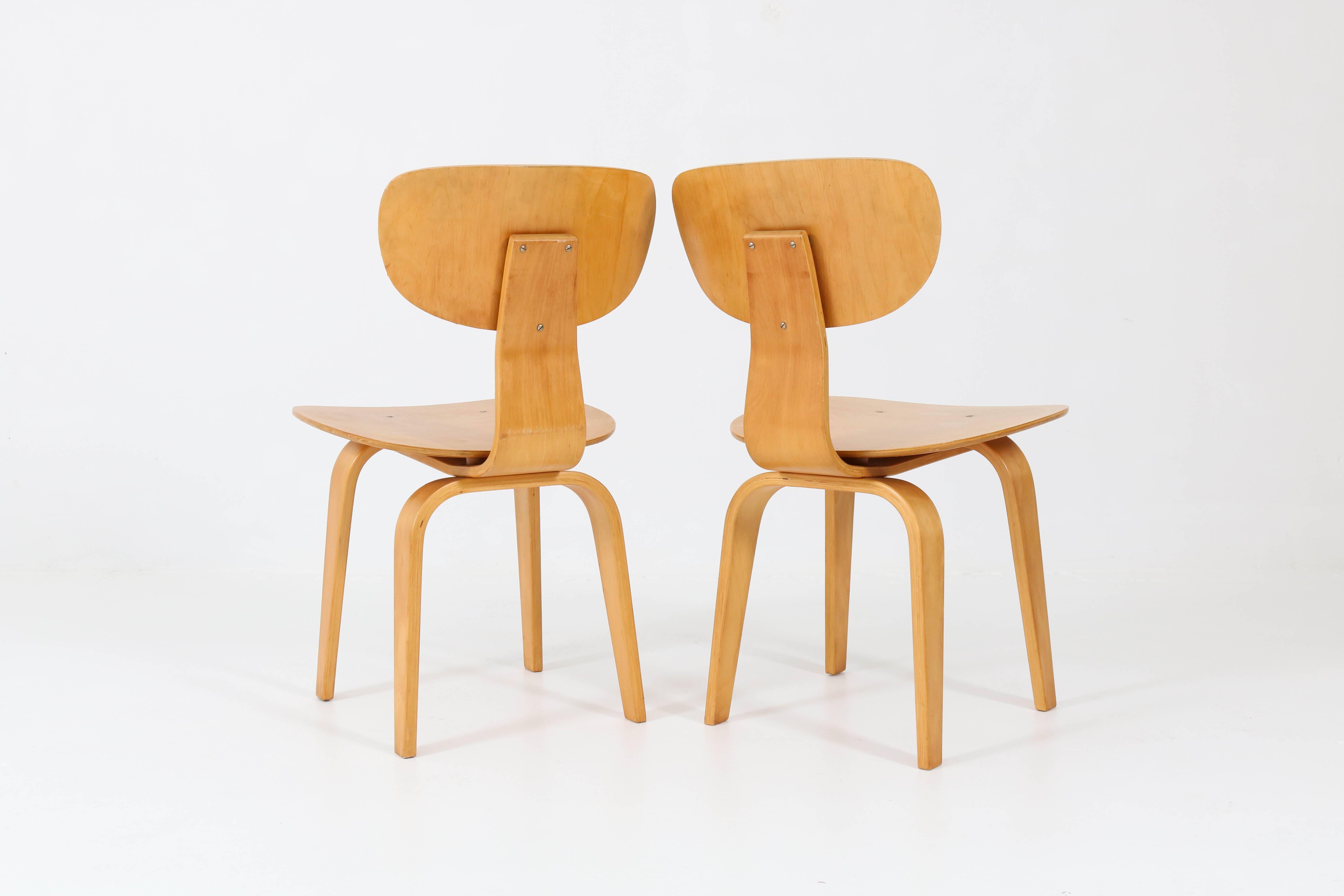 Mid-20th Century Pair of Mid-Century Modern SB02 Combex Series Chairs by Cees Braakman for Pastoe