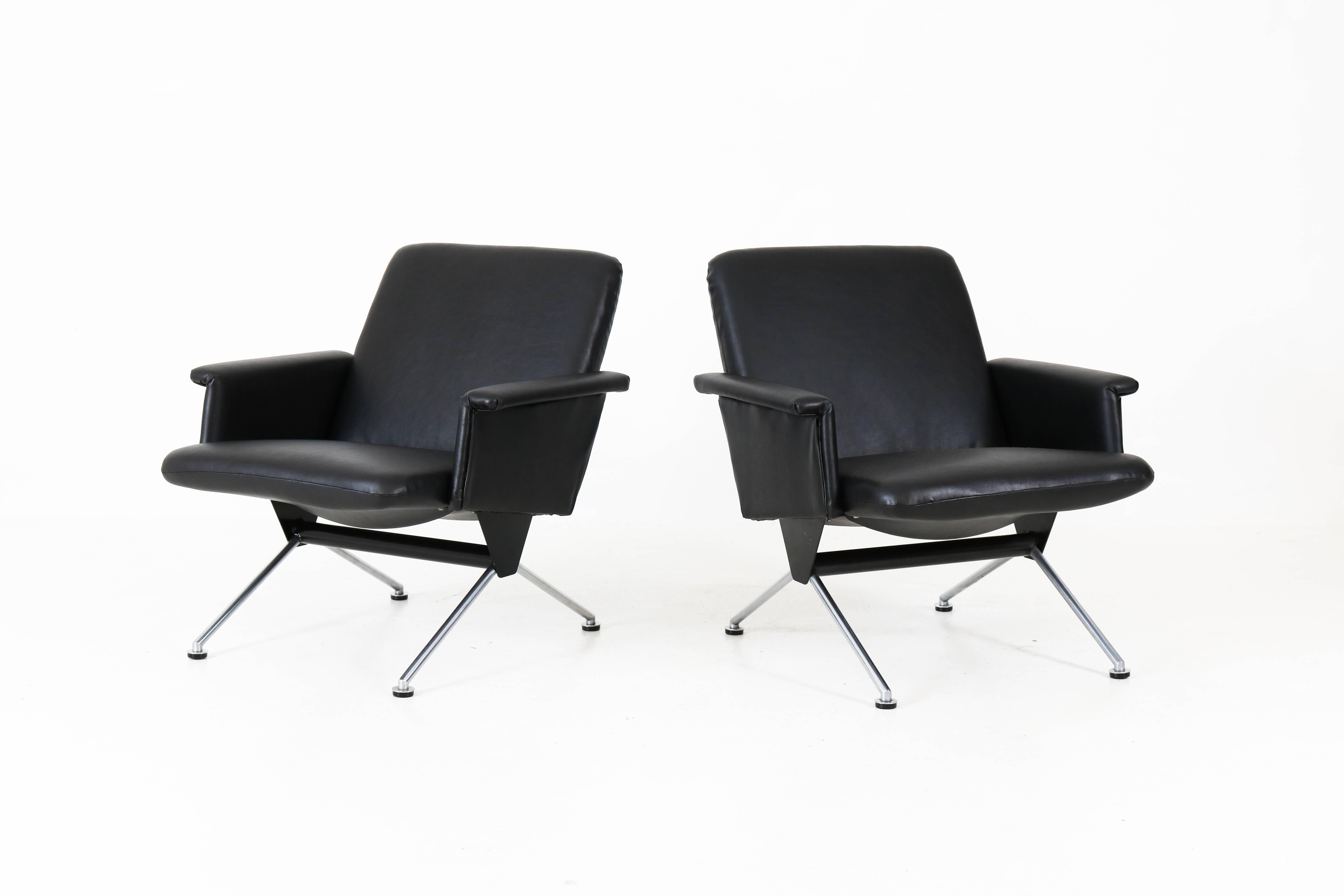 Dutch Mid-Century Modern Lounge Chairs No. 1432 by Andre Cordemeijer for Gispen, 1961