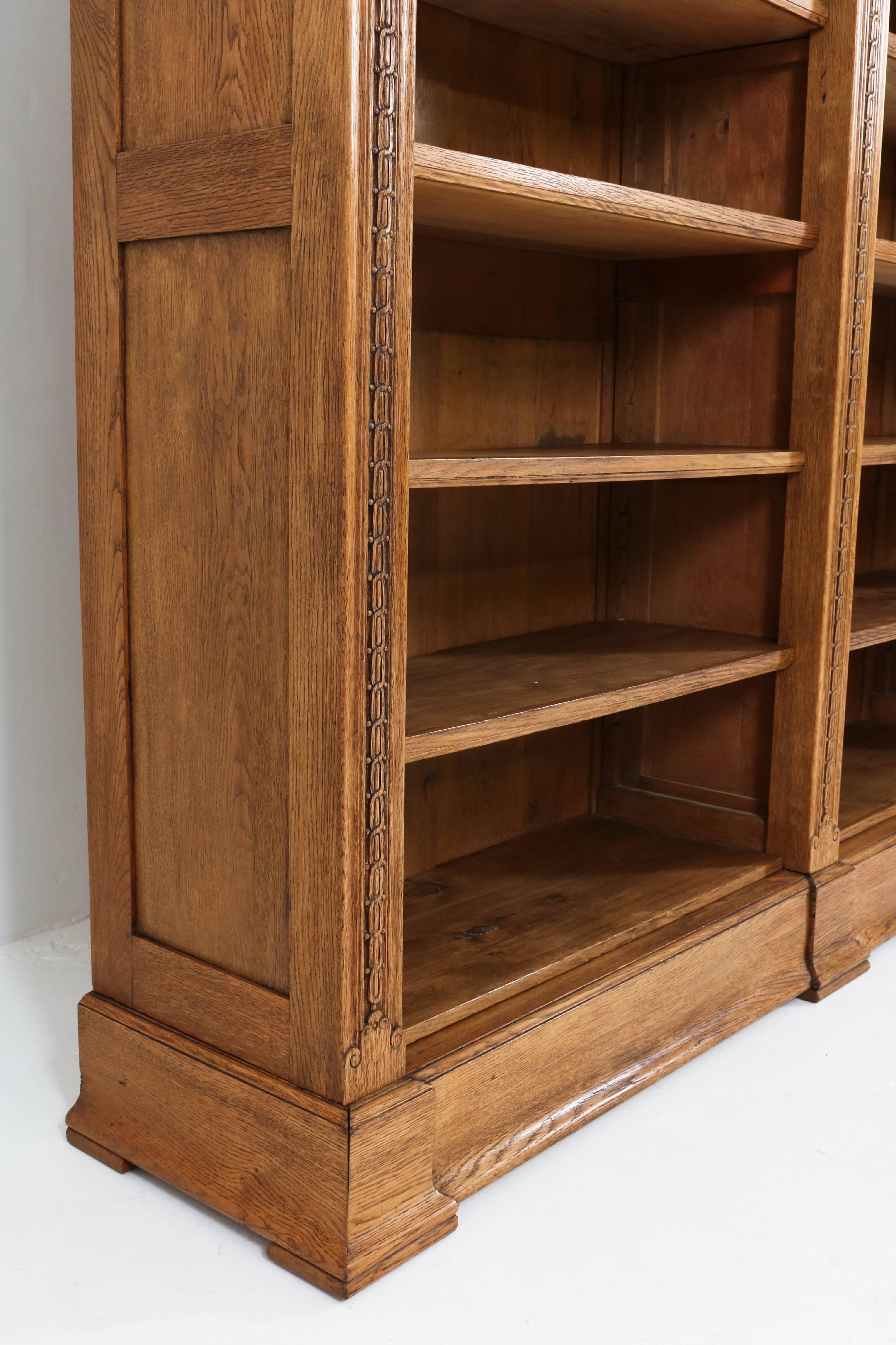 Large Oak Dutch Art Nouveau Open Bookcase, 1900s In Good Condition In Amsterdam, NL