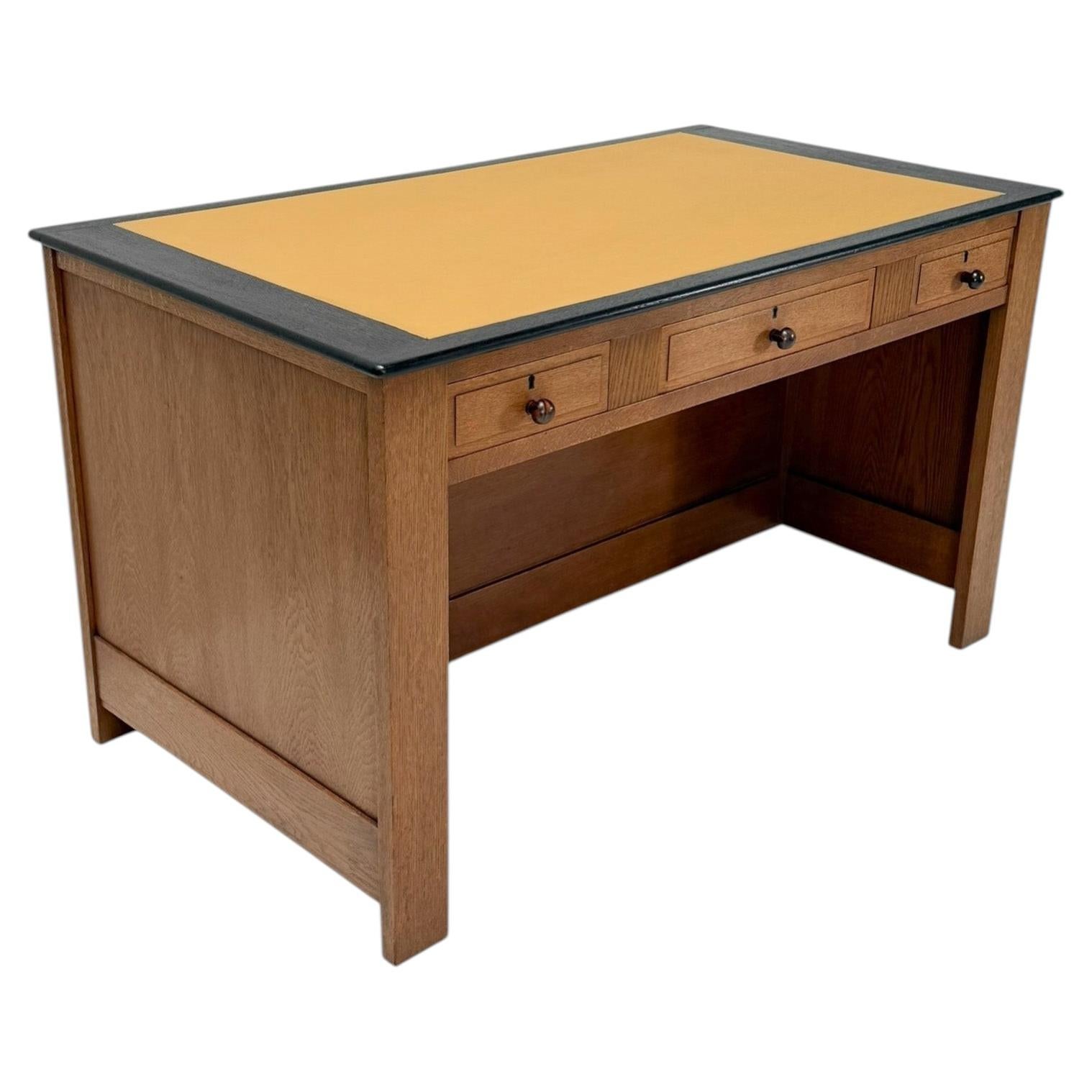 Bureau indépendant de style Art déco par J.A. Muntendam, chêne et ébène, années 1920 en vente