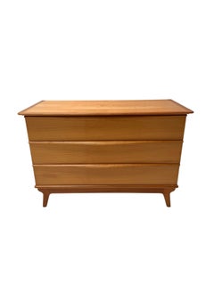 Commode de style « Mid-Century Modern », en merisier massif, design belge, années 1970
