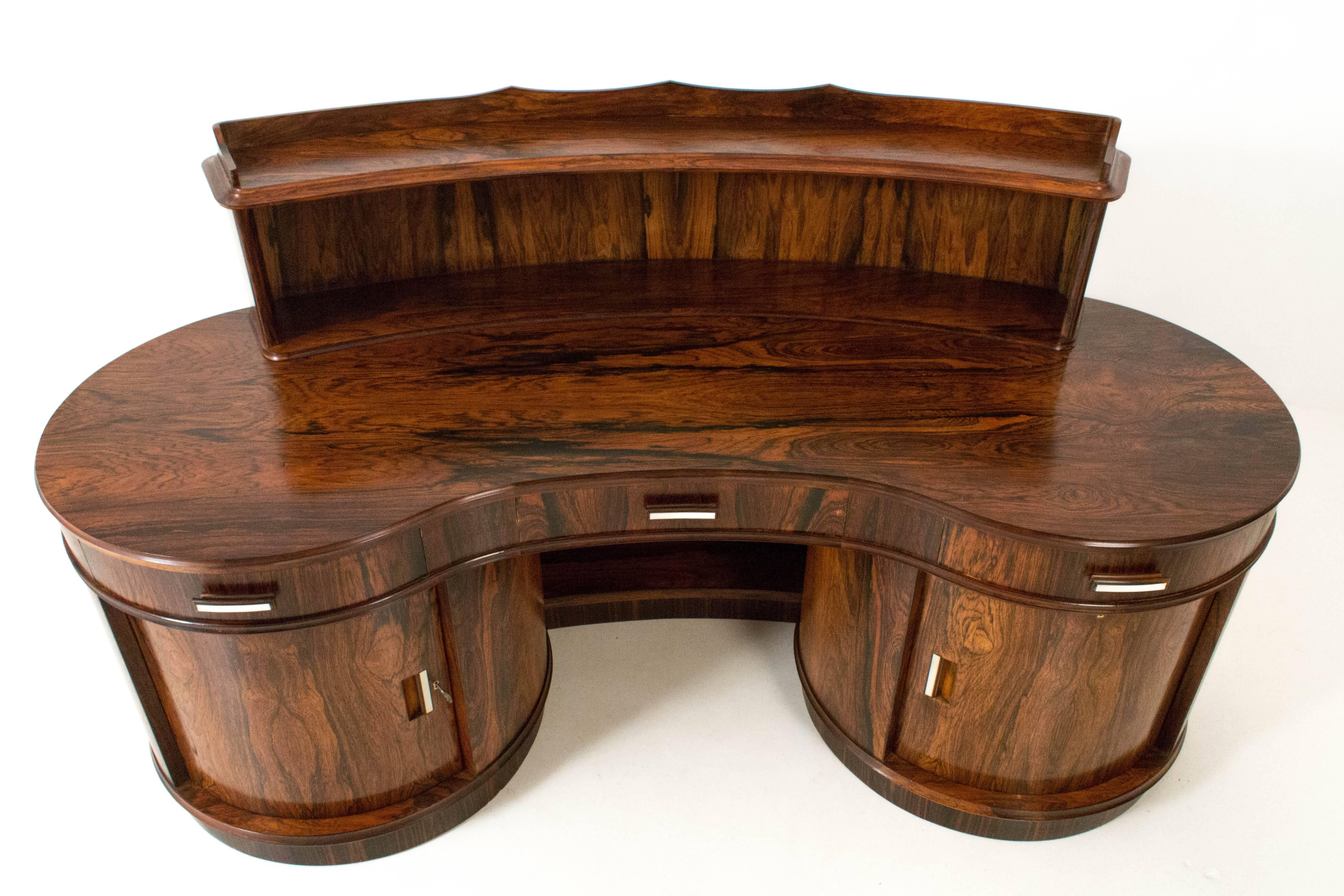 Mid-20th Century Magnificent Art Deco Kidney Shaped Desk with Armchair by Reens Amsterdam