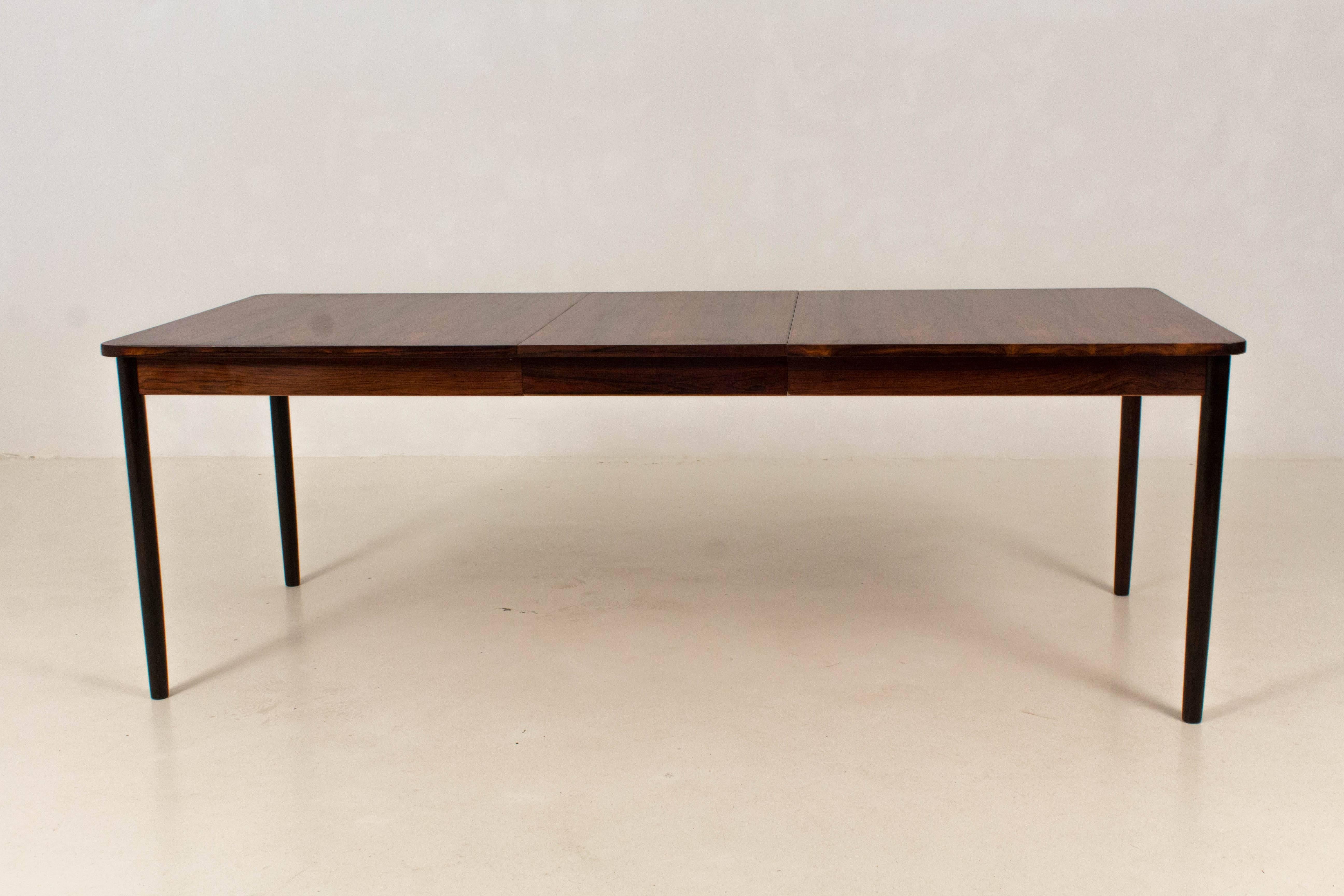 Stunning and Large Mid-Century Modern Extendable Dining Table by Fristho In Good Condition In Amsterdam, NL