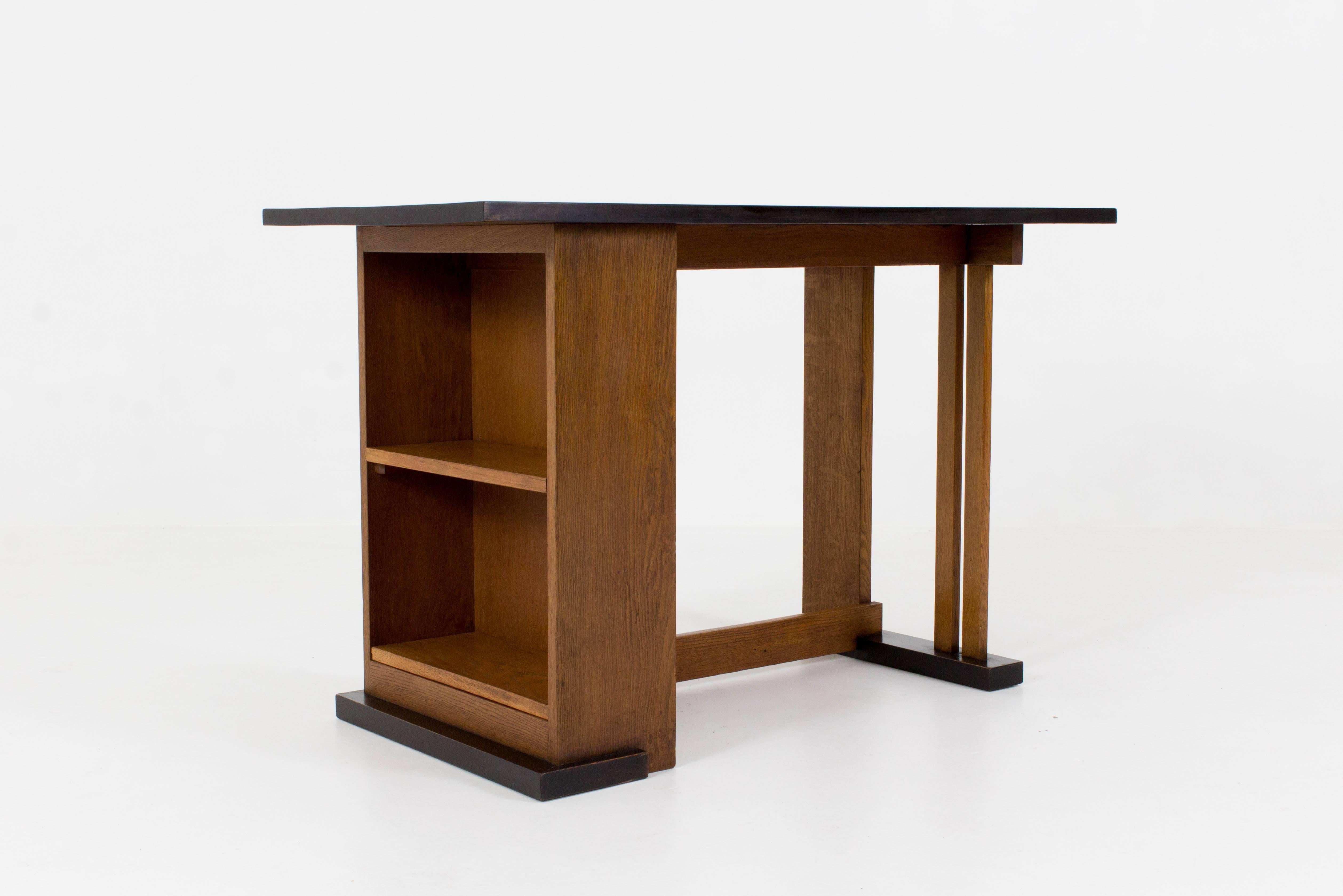 Important and rare Art Deco Haagse School desk by Cor Alons for L.O.V.
Striking Dutch design.
Solid oak with original black lacquered beech top.
Marked with original L.O.V. tag.
In very good condition with minor wear consistent with age and