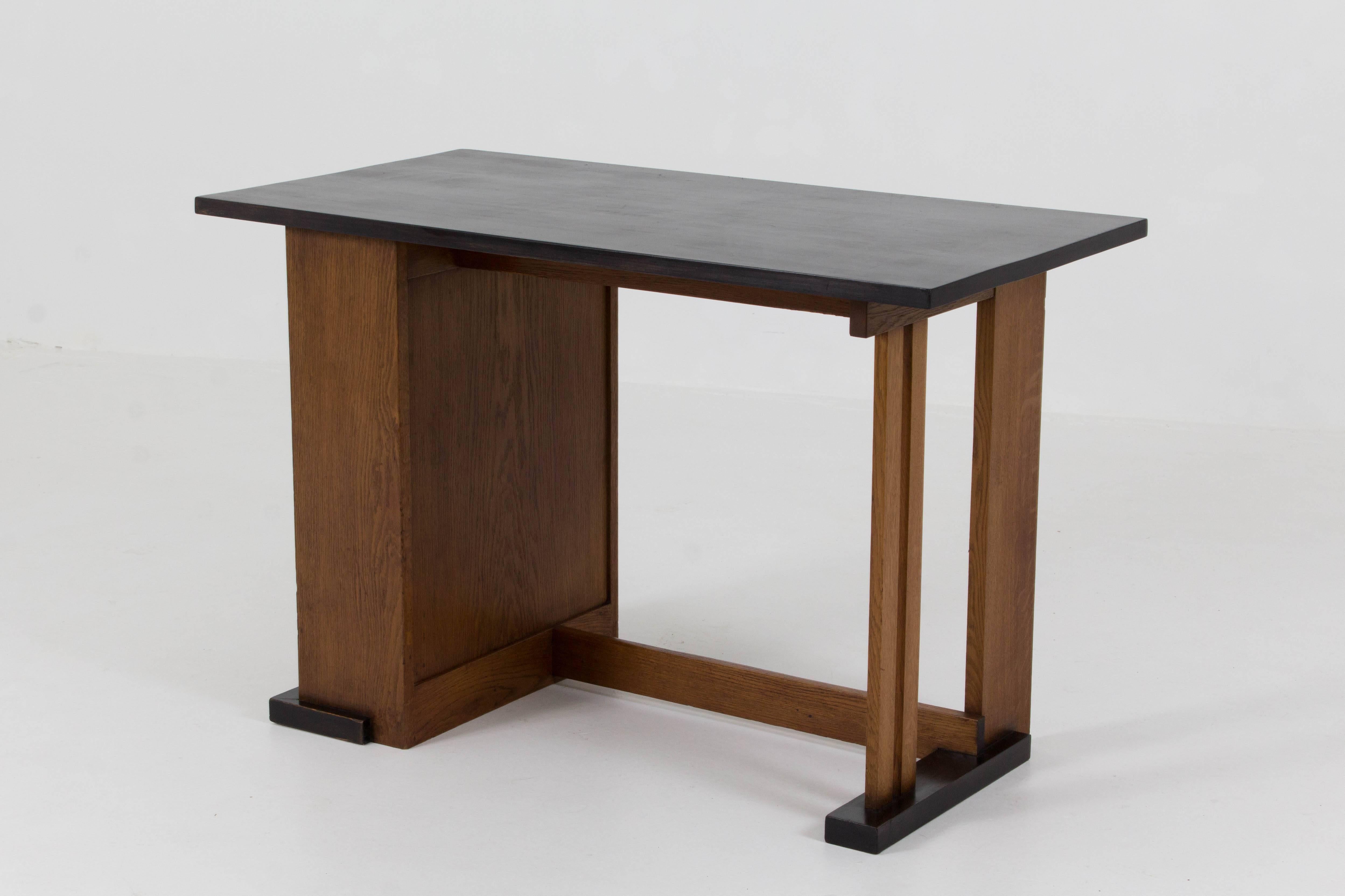 Important and Rare Art Deco Haagse School Desk by Cor Alons for L.O.V. In Good Condition In Amsterdam, NL