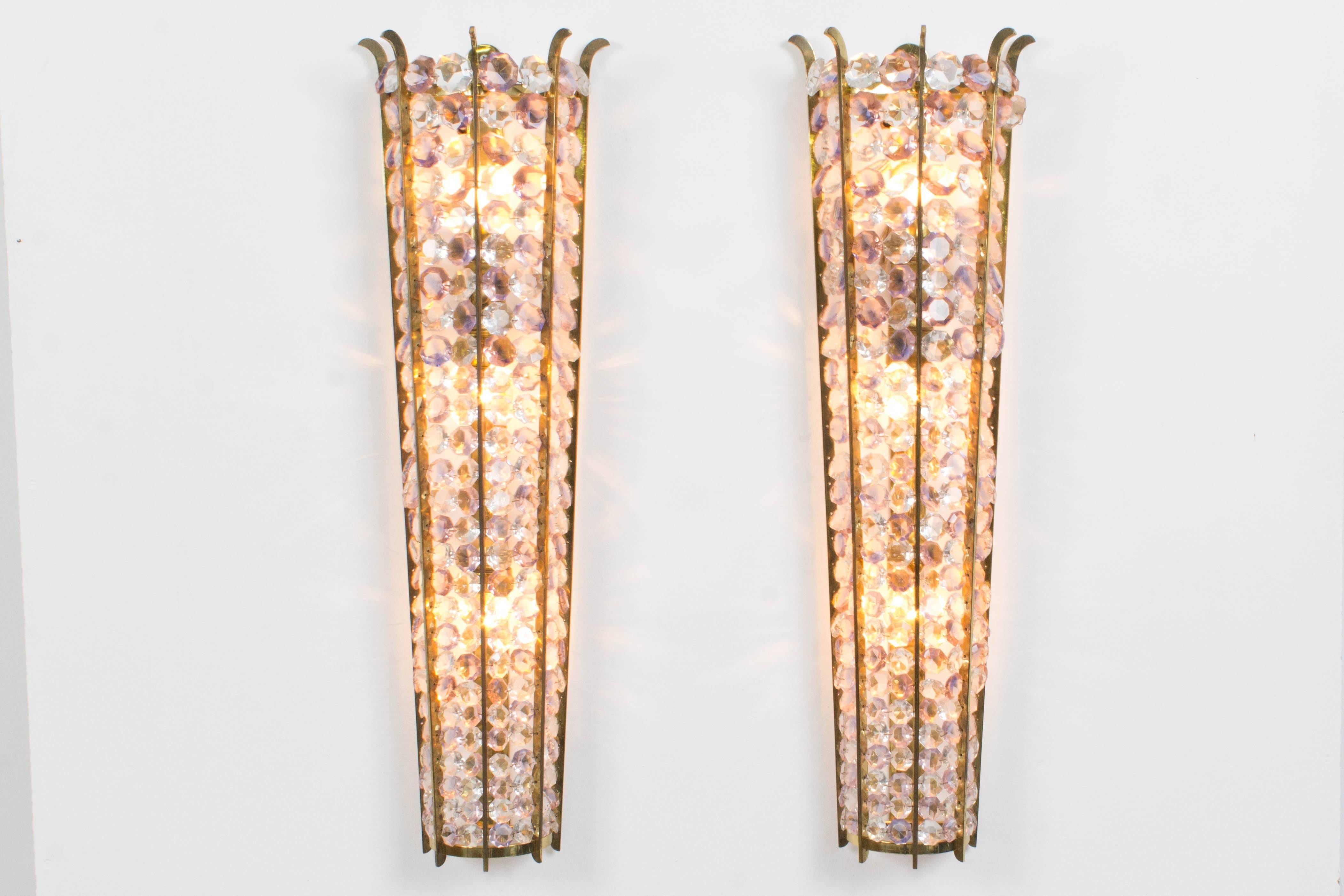 Magnificent Pair of Large Italian Mid-Century Modern Sconces, 1970s In Excellent Condition In Amsterdam, NL