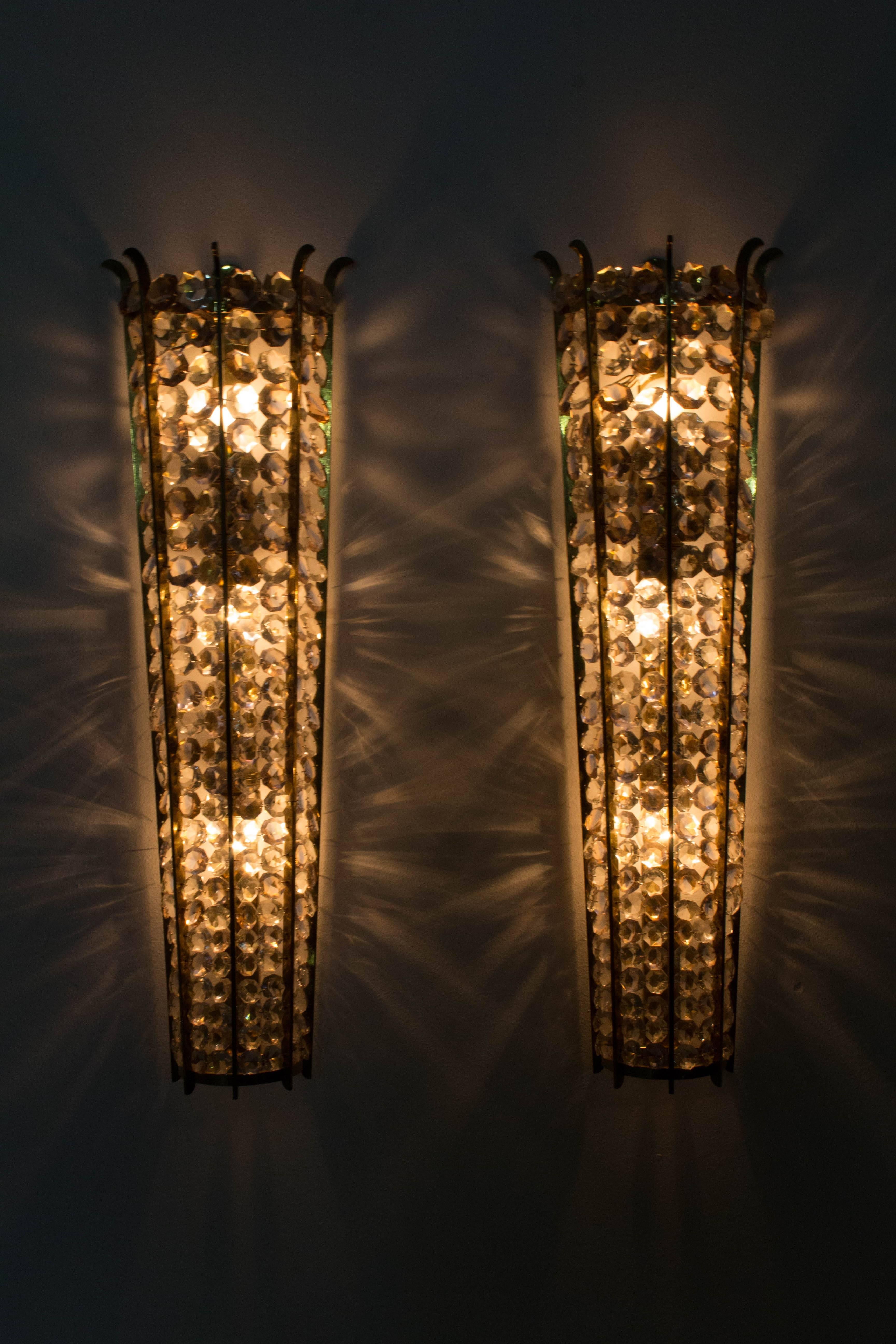 Late 20th Century Magnificent Pair of Large Italian Mid-Century Modern Sconces, 1970s