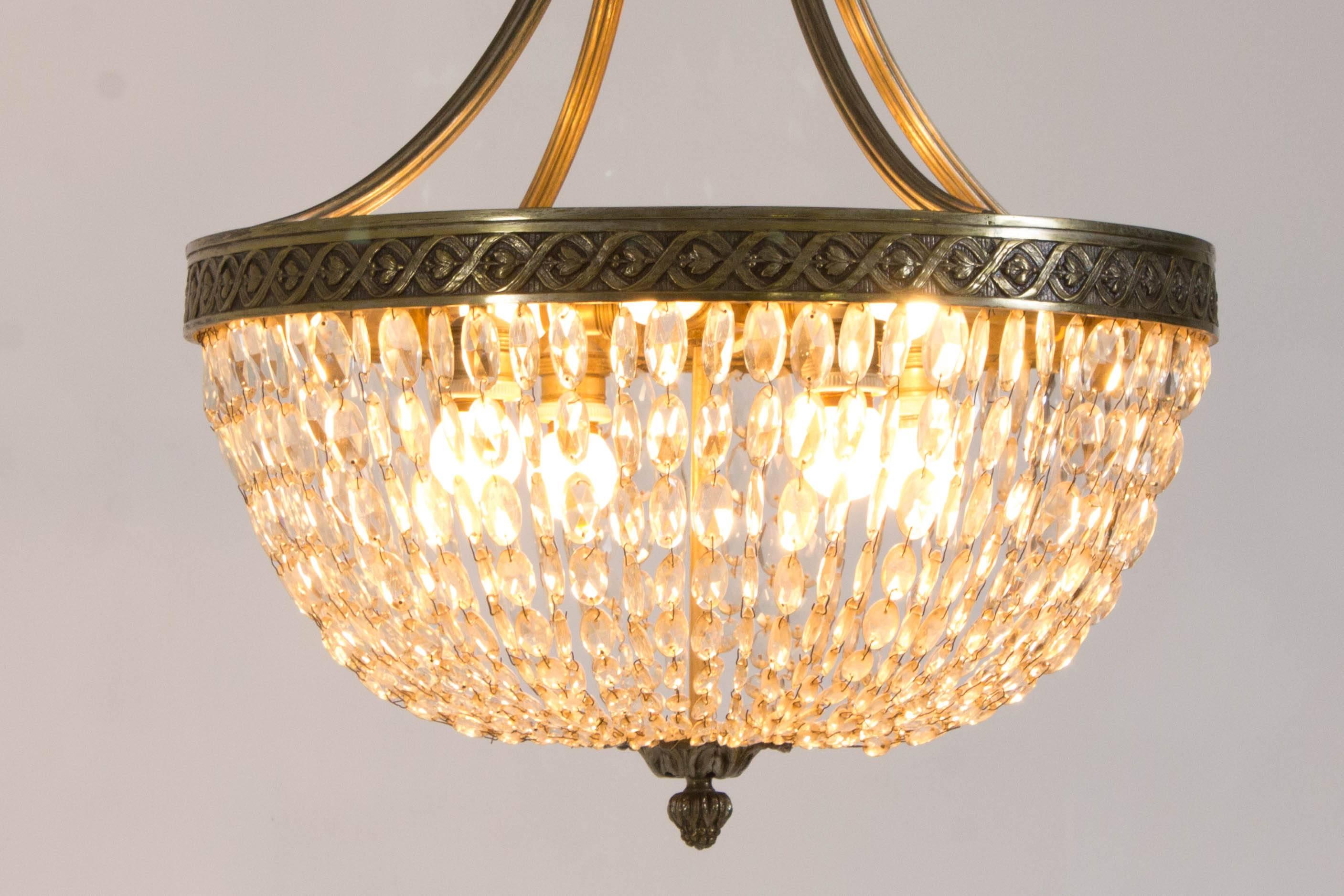 Stunning French Art Deco Crystal Chandelier, 1930s In Good Condition In Amsterdam, NL