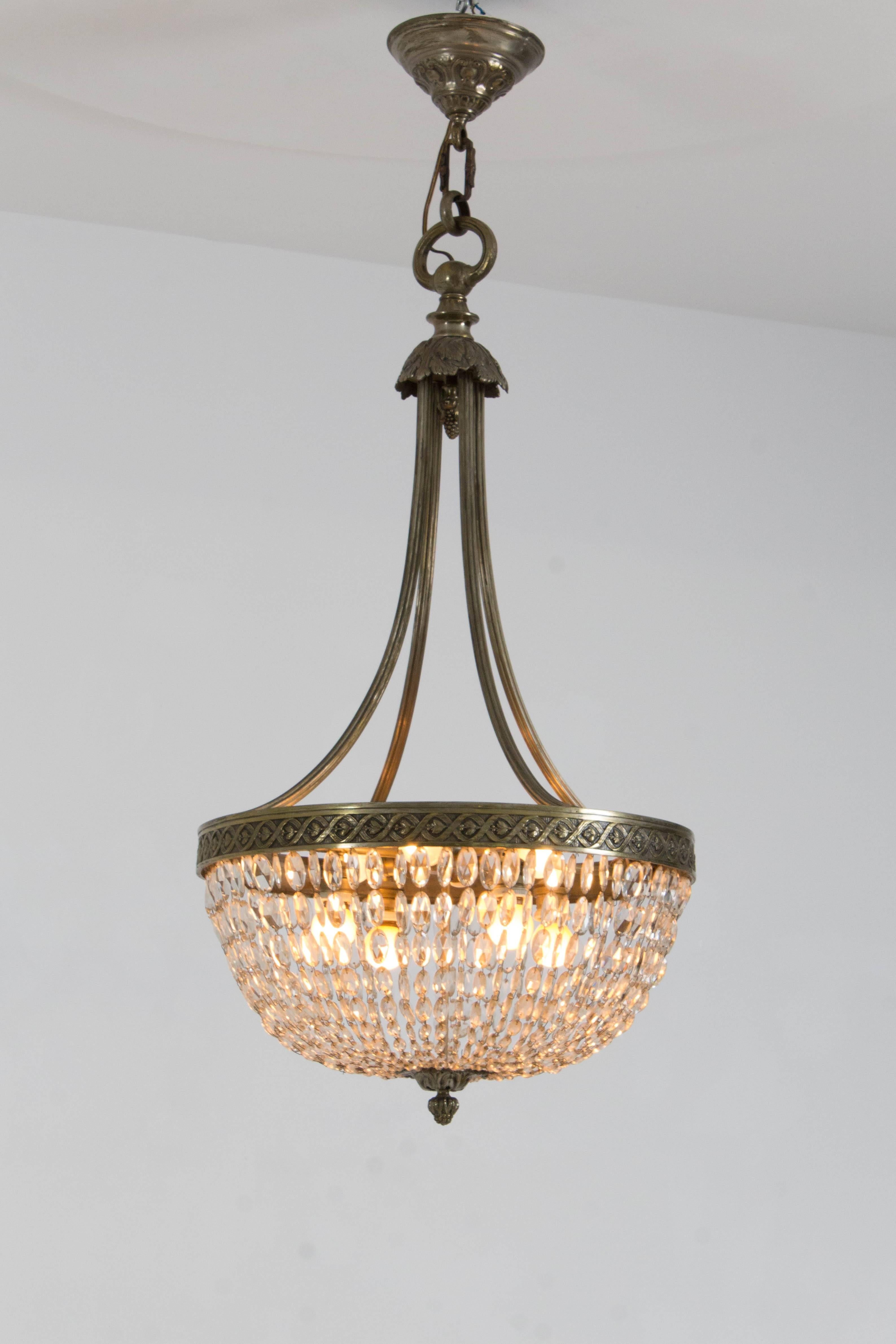Mid-20th Century Stunning French Art Deco Crystal Chandelier, 1930s