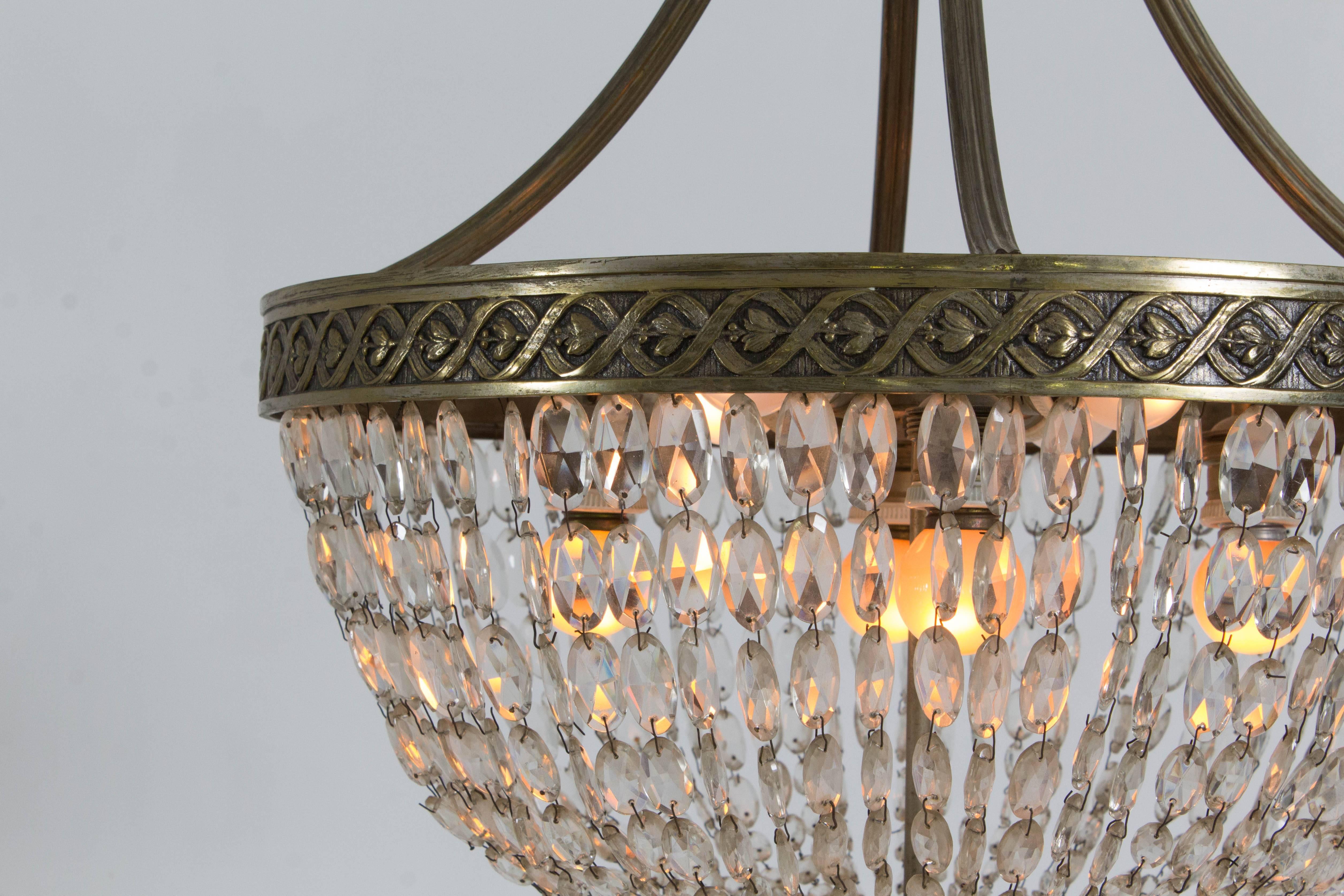 Stunning French Art Deco Crystal Chandelier, 1930s 1